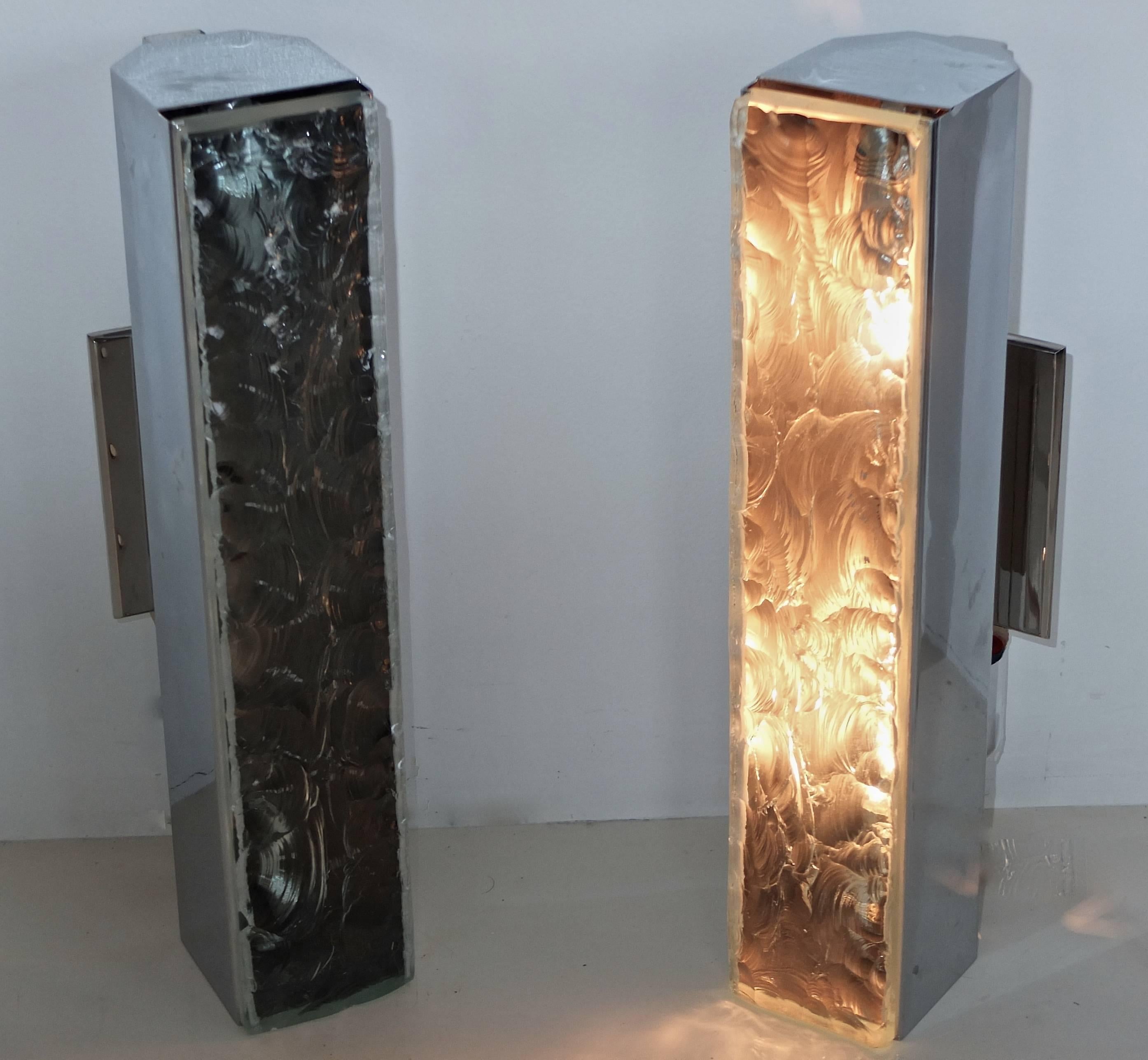 Pair of Max Ingrand for Fontana Arte #2368 Chiseled Glass & Nickel Wall Sconces For Sale 3