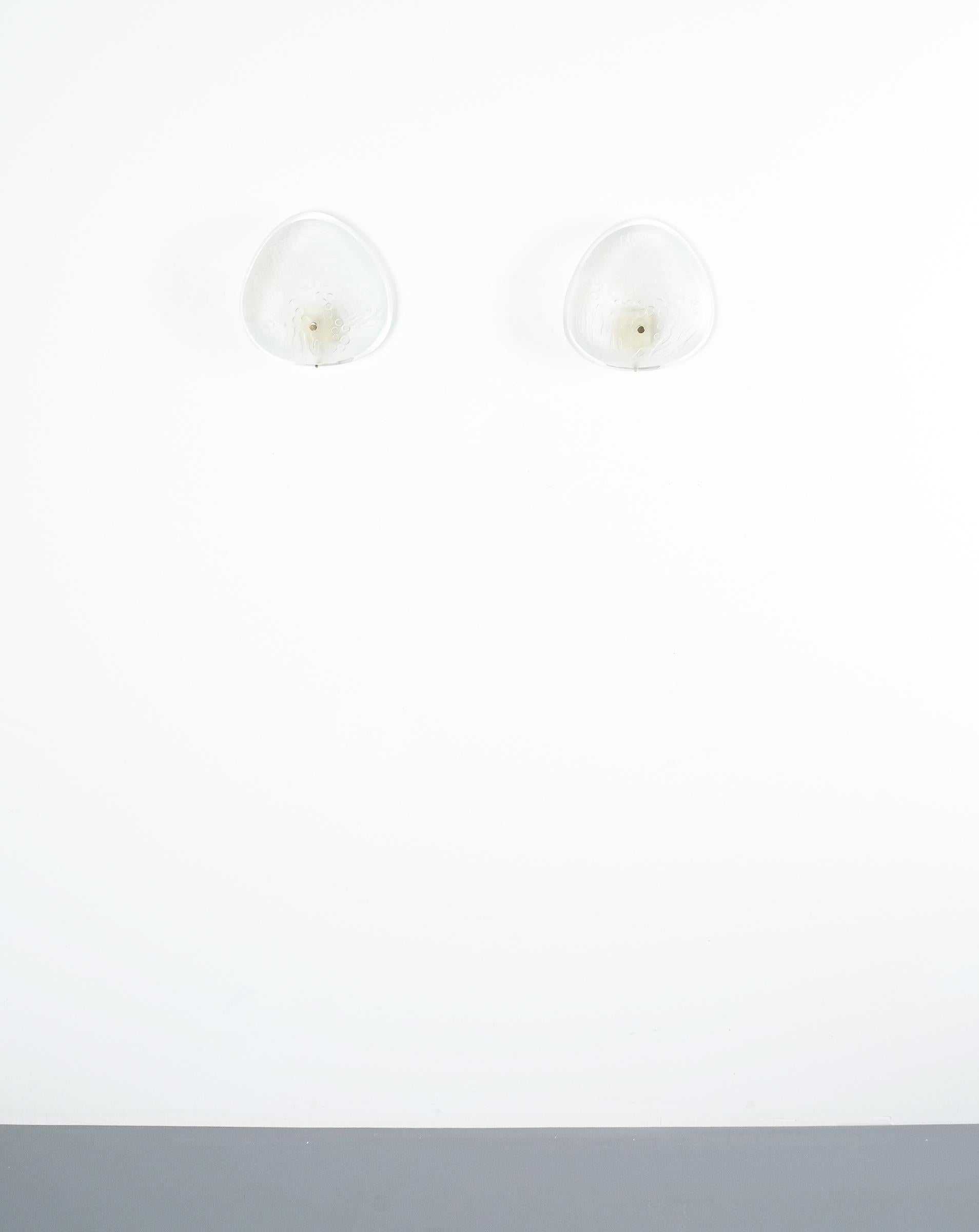 Pair of Max Ingrand for Fontana Arte Thick Glass Sconces, Italy, 1960 5