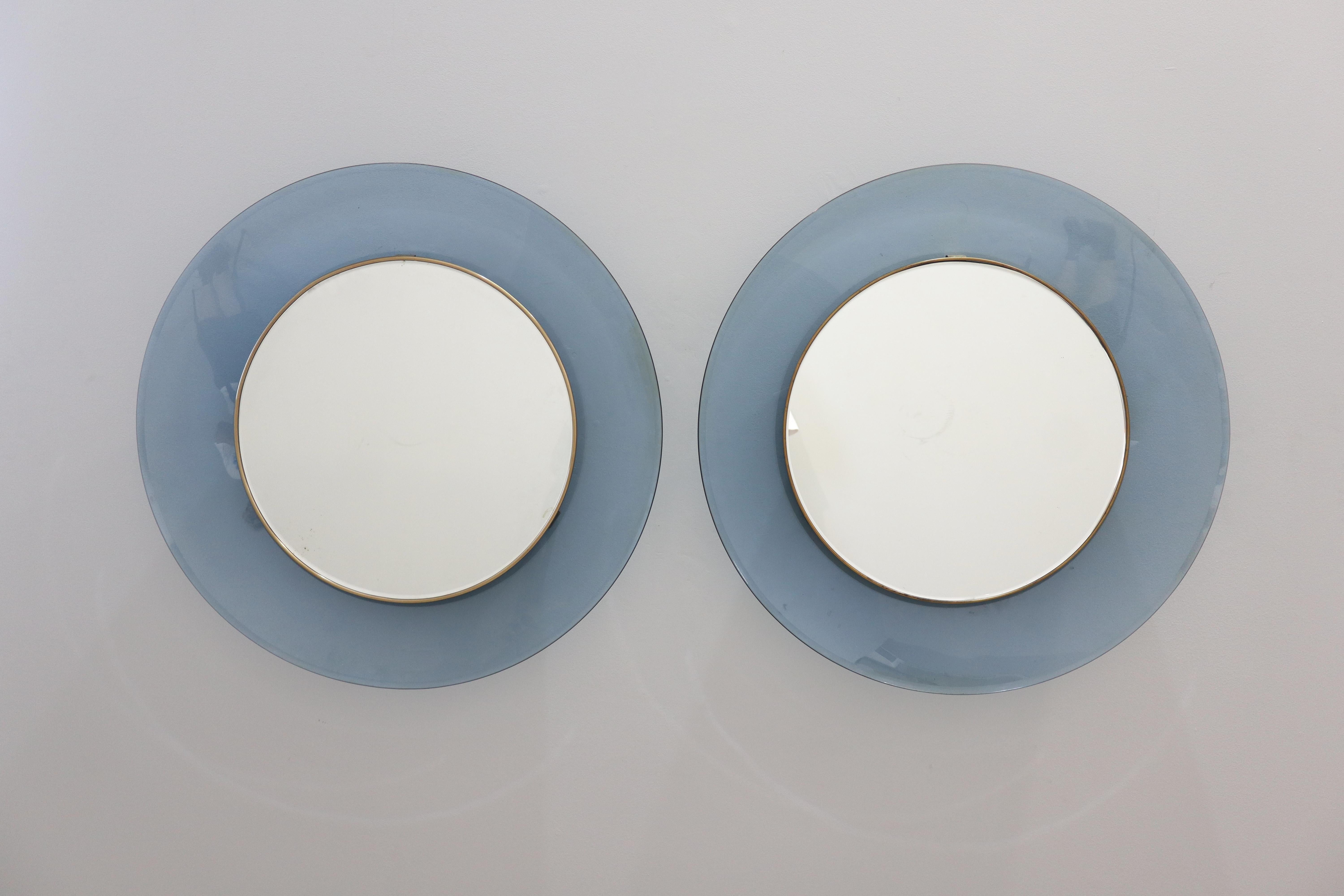 Seltener runder Spiegel Modell 1699 mit blauem Glasrahmen, um 1960. signiert