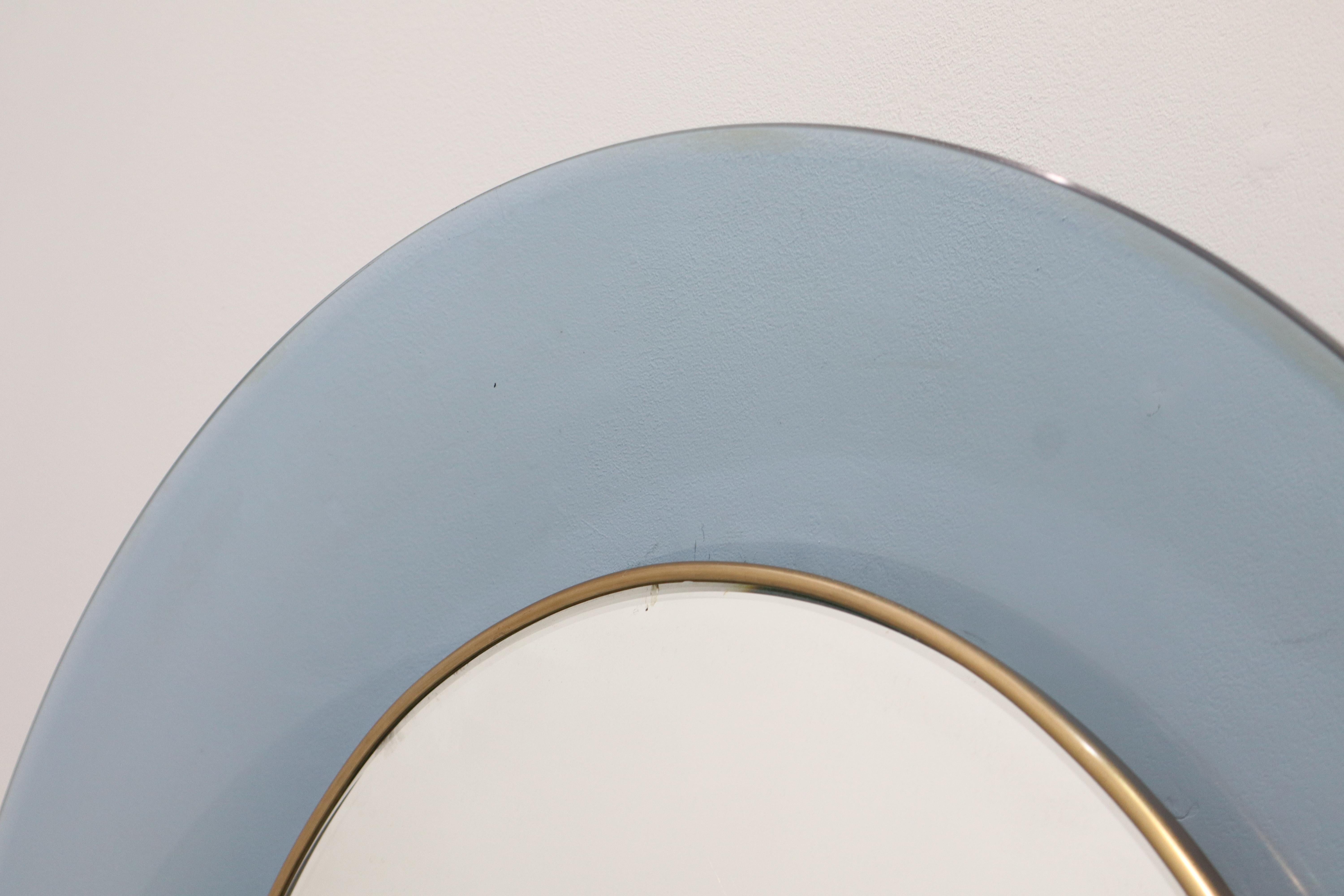 Paar Max Ingrand-Spiegel für Fontana Arte Model 1699 mit blauem Glasrand (Italienisch) im Angebot