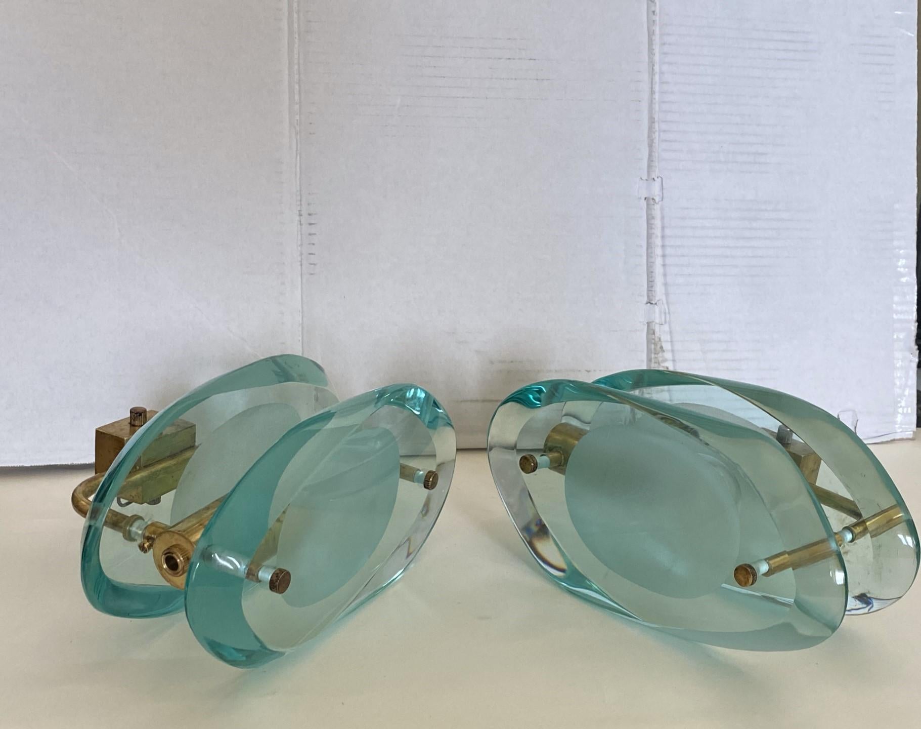 Pair of Max Ingrand Wall Lights Sconces for Fontana Arte Model 2093, Italy, 1961 In Good Condition In Frankfurt am Main, DE