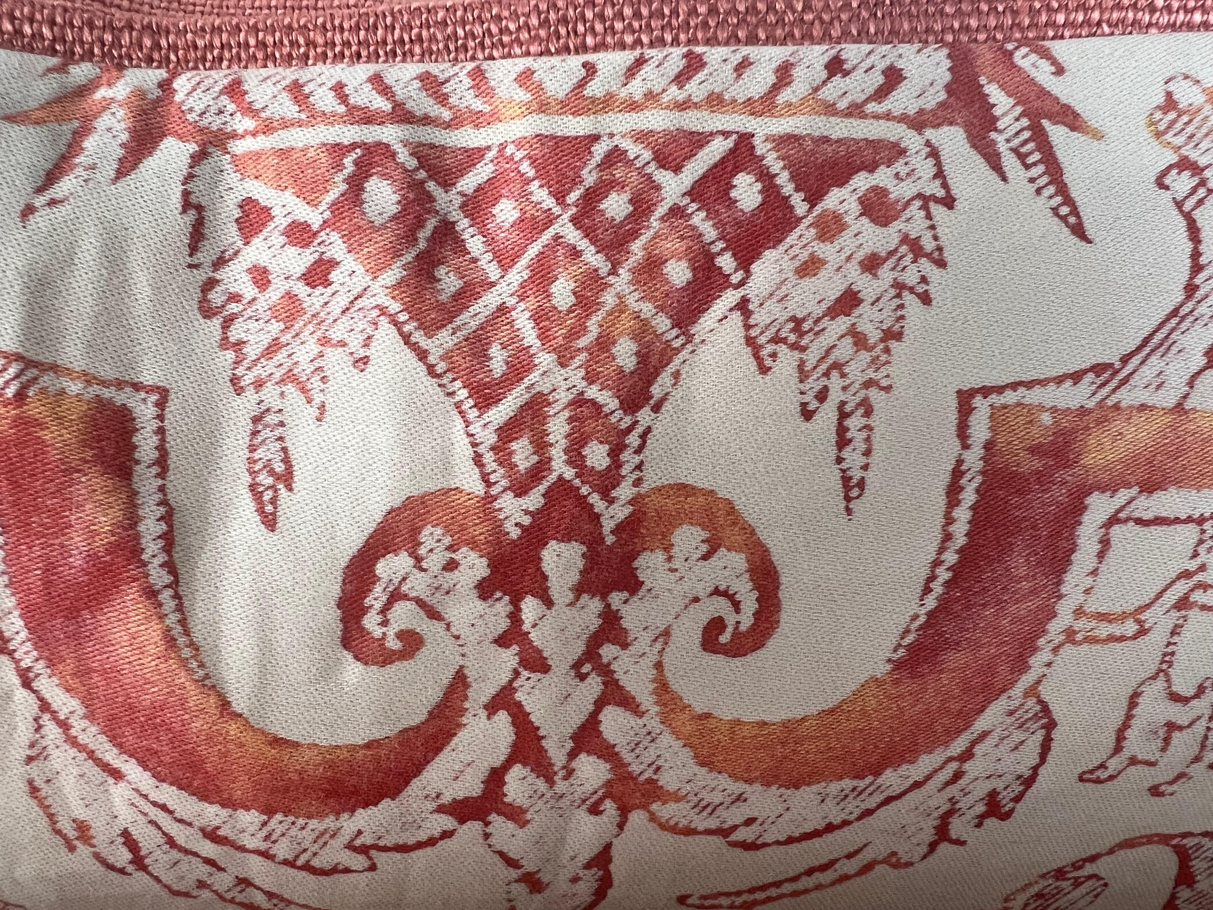 Paar Fortuny-Textilkissen mit Mazianno-Muster im Angebot 1