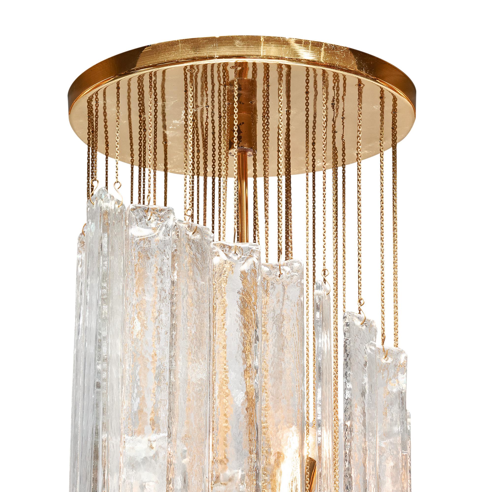 Mid-Century moderno Coppia di lampadari in vetro di Murano nello stile di Mazzega Murano in vendita