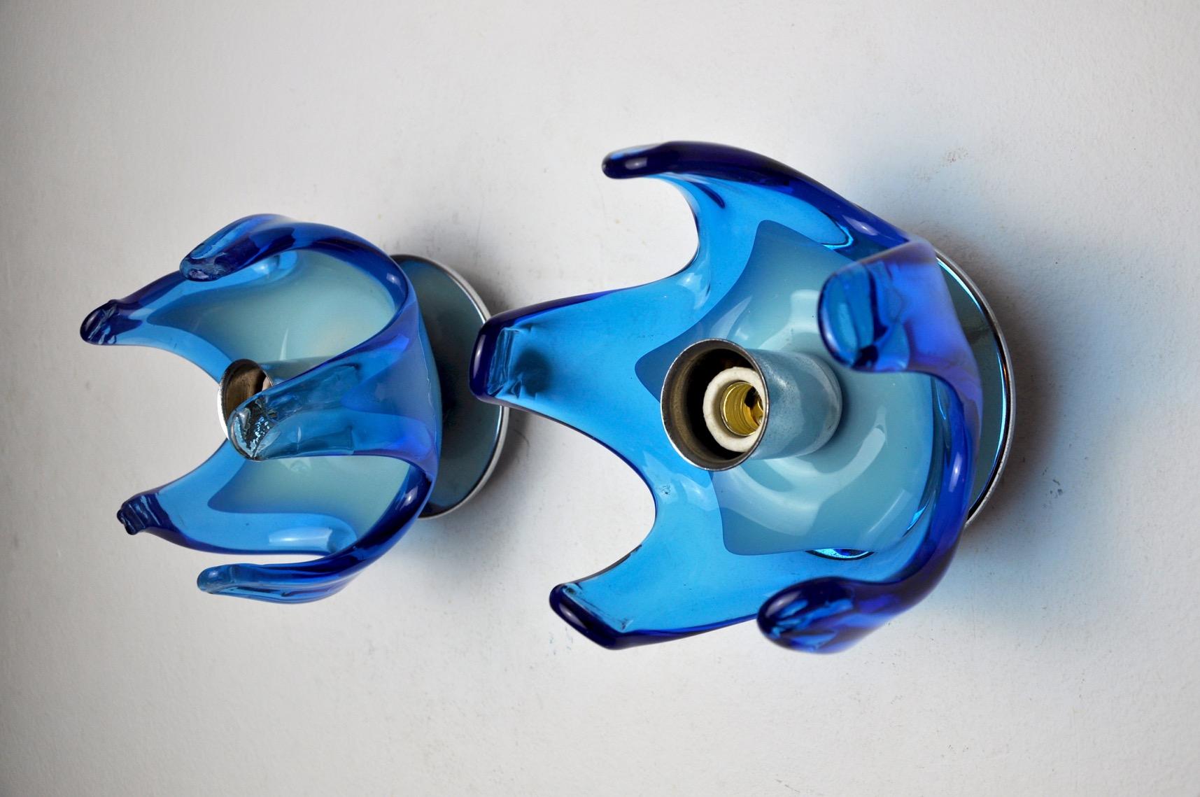 Italian Pair of Mazzega Murano wall lights, blue two-tone glass, Italy, 1970 For Sale