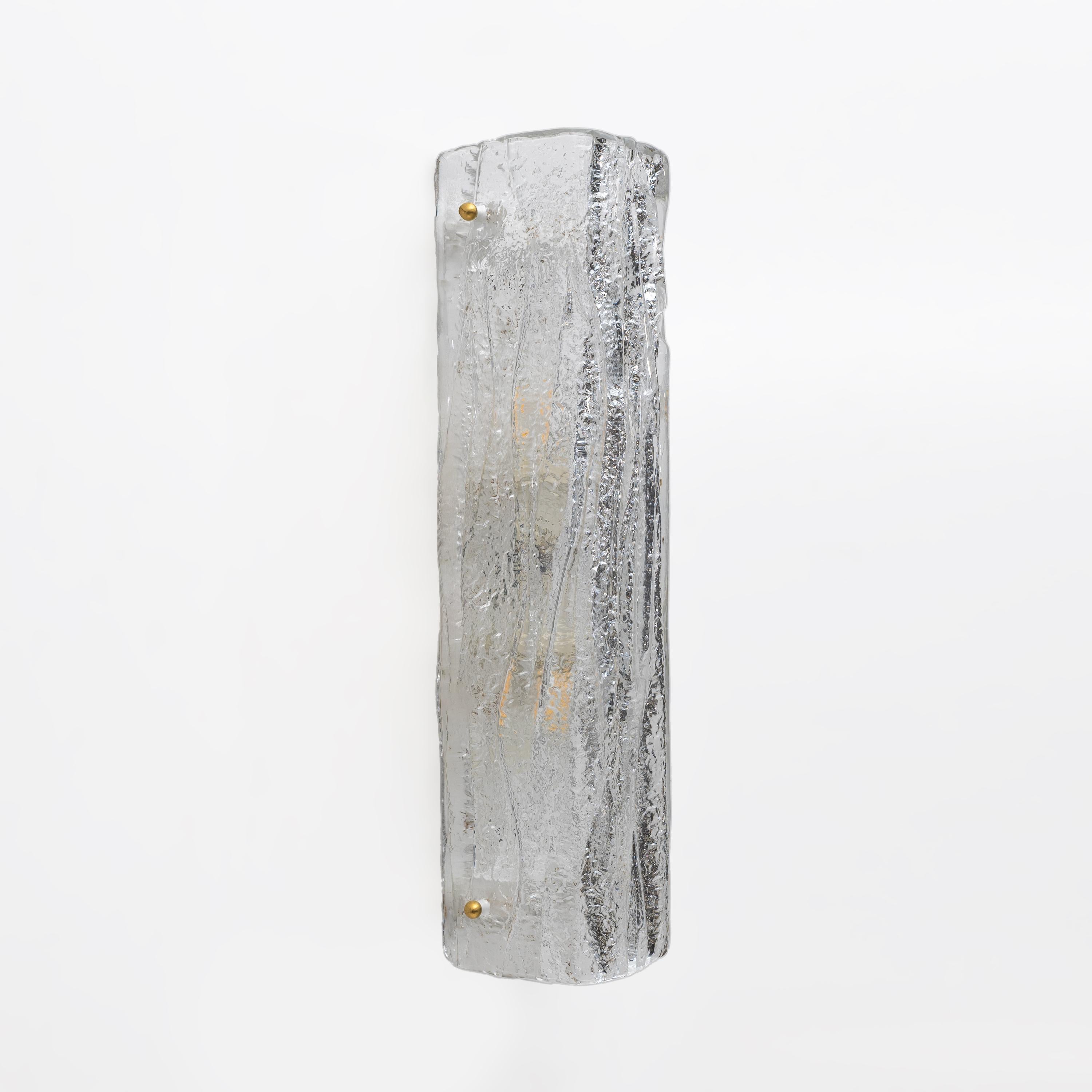 Mid-Century Modern Pair of Mazzega-Style Crystal Natural Murano Glass Sconces For Sale