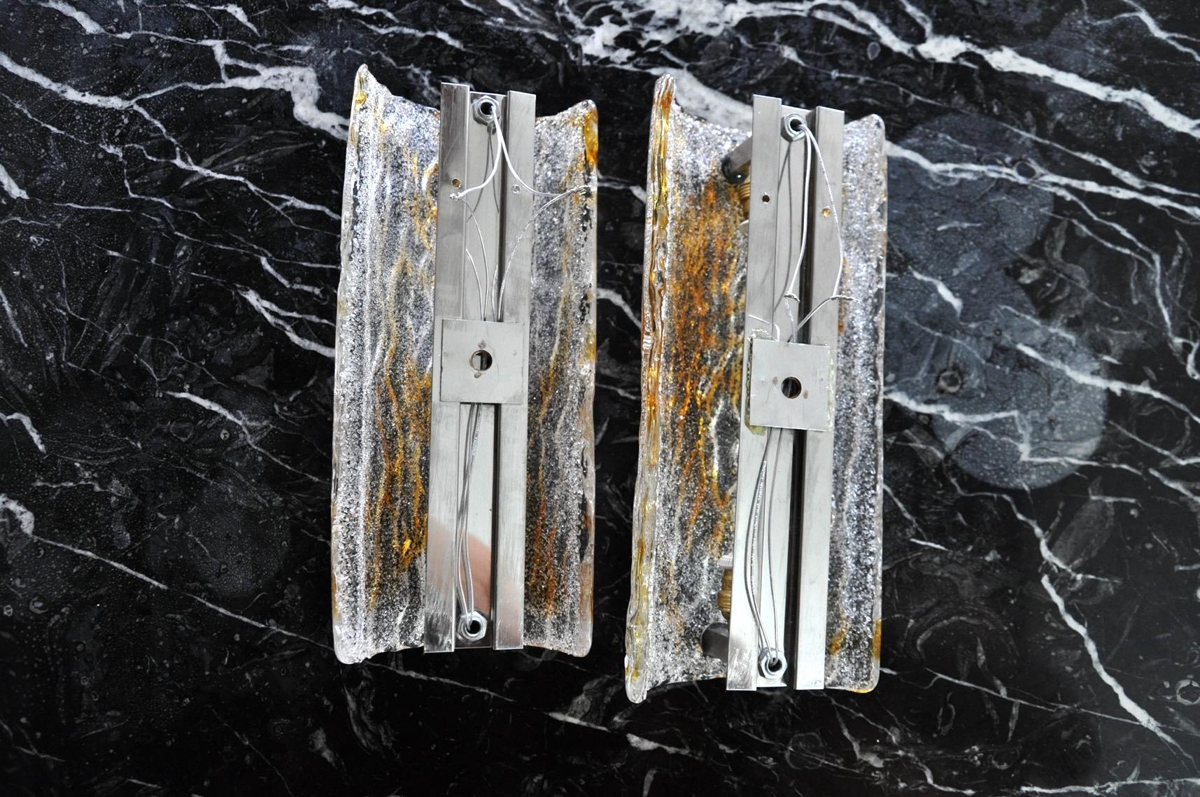 Pair of Mazzega Wall Lamps, Orange Murano Blown Glass, Italy, circa 1960 Cristal en venta