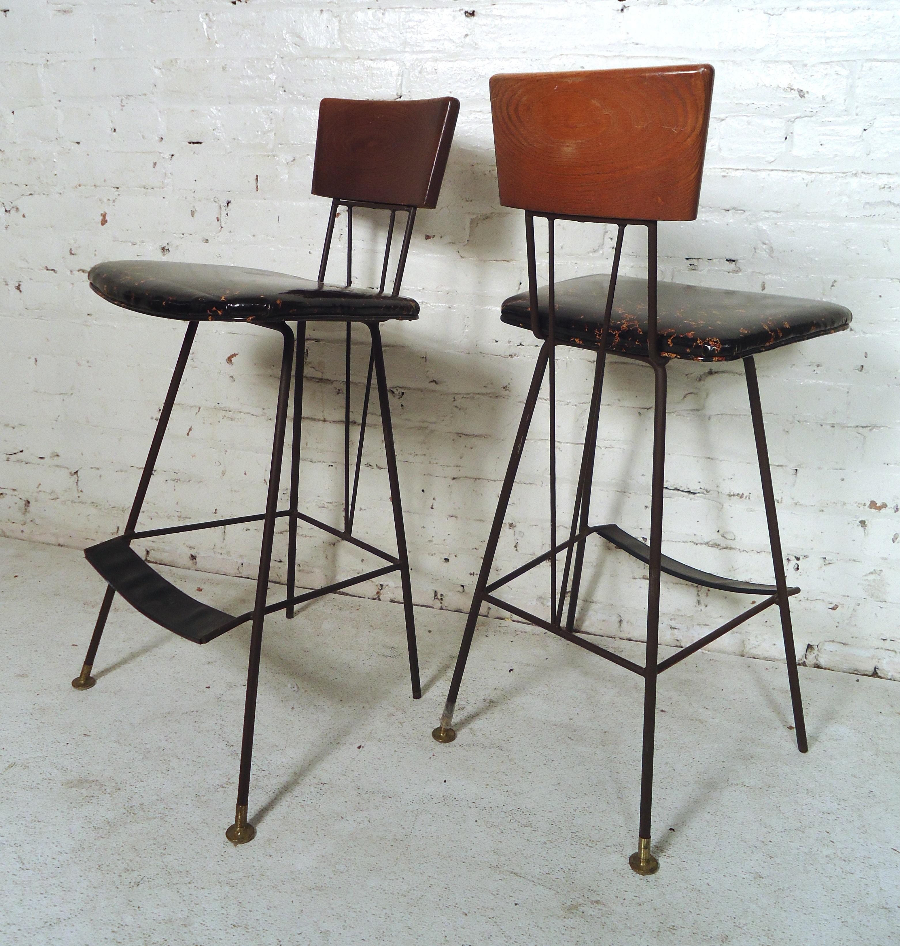 Pair of McCobb Style Bar Stools 2