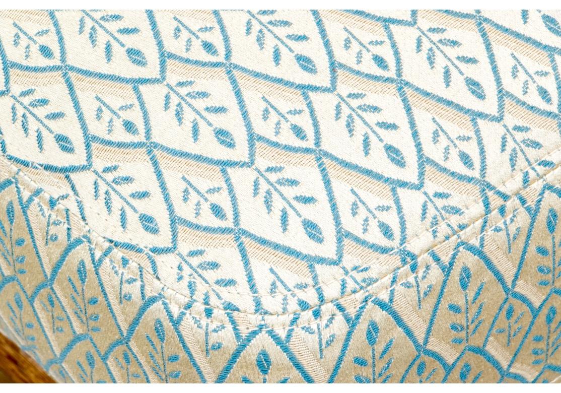McGuire Boho fauteuils à dossier cible en rotin avec pouf Abîmé - En vente à Bridgeport, CT