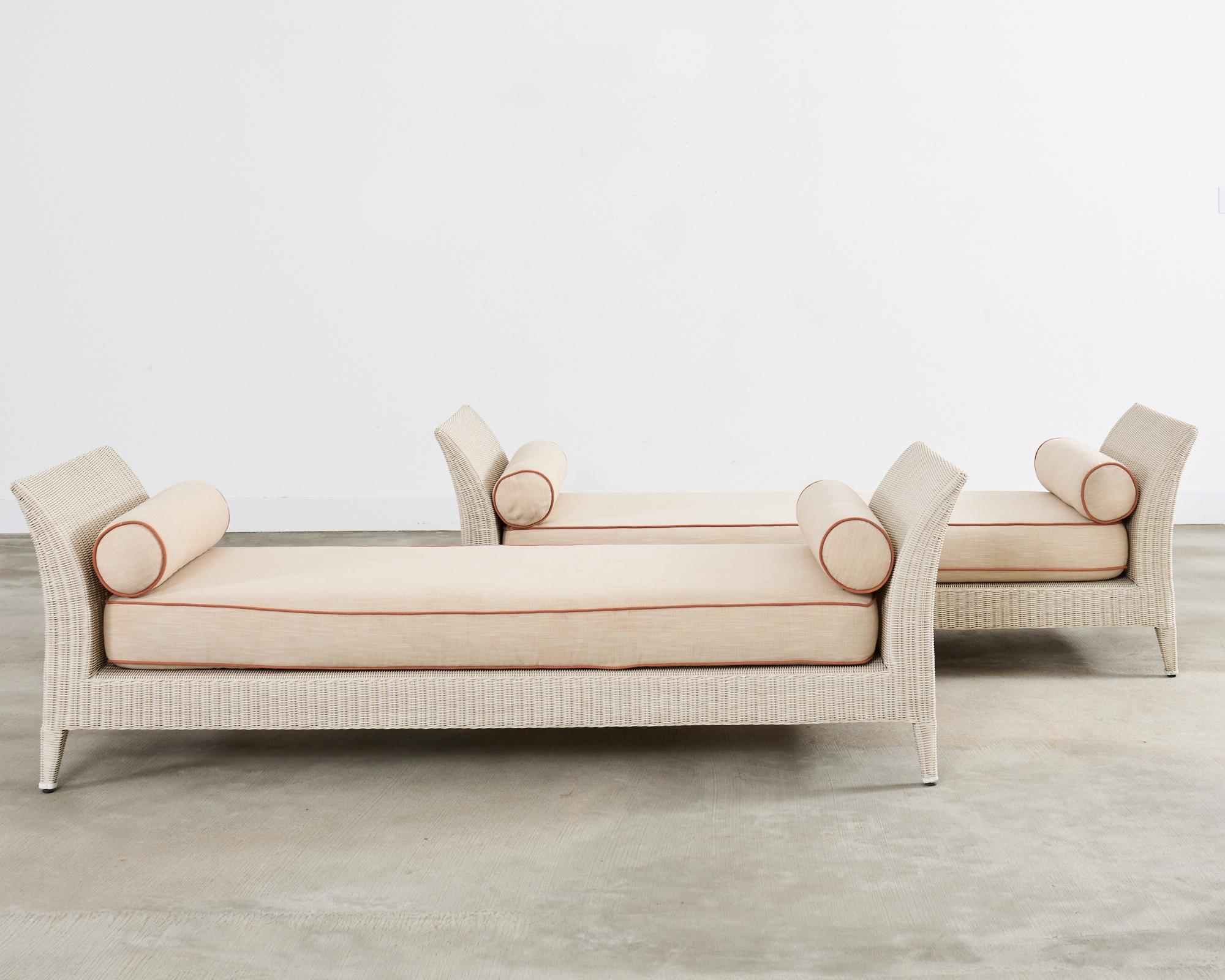Pareja de Chaise Longue de jardín McGuire Camas de día con banco en venta 11