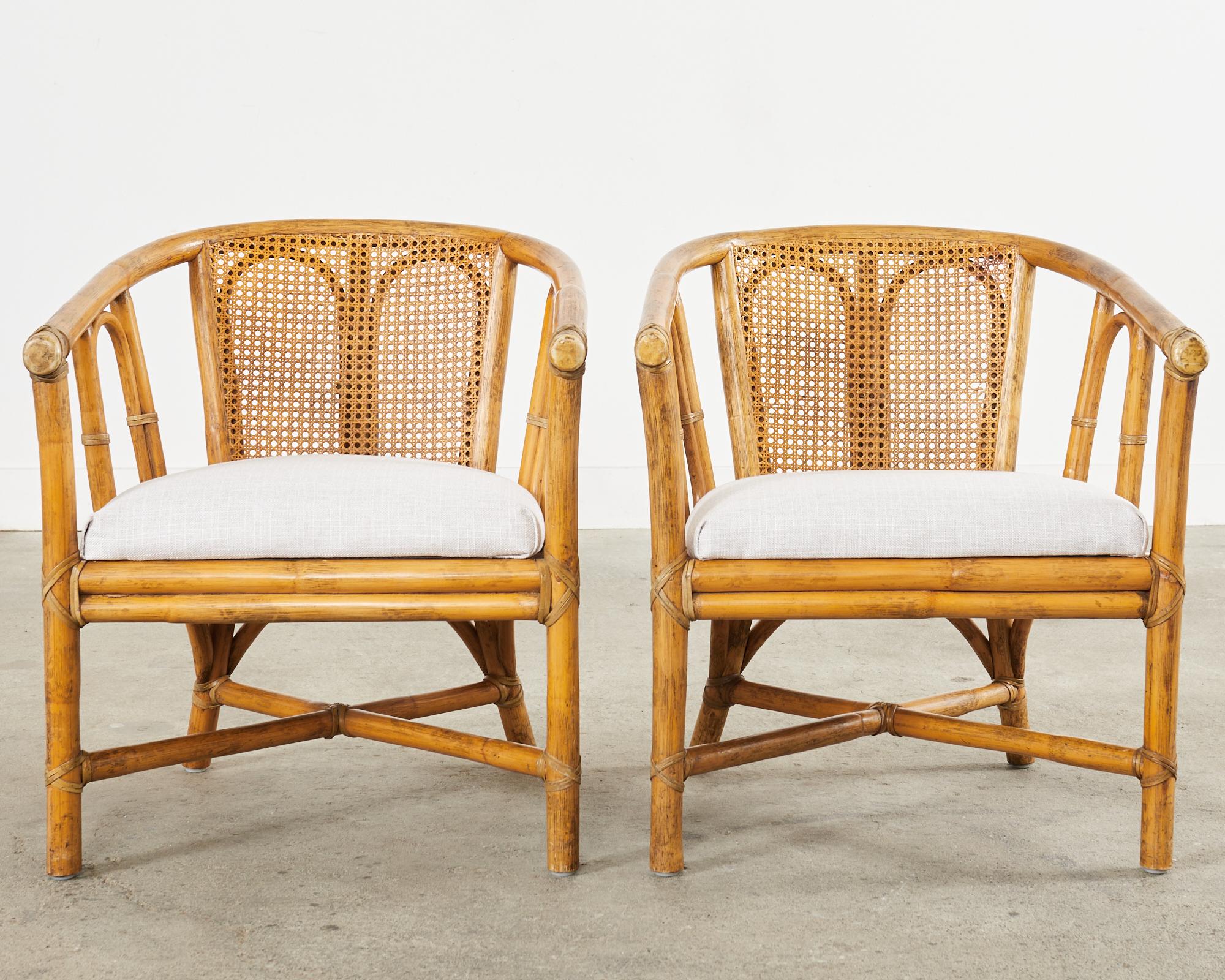 Paar McGuire Organic Modern Style Rattan Cane Barrel Lounge Chairs (Organische Moderne) im Angebot