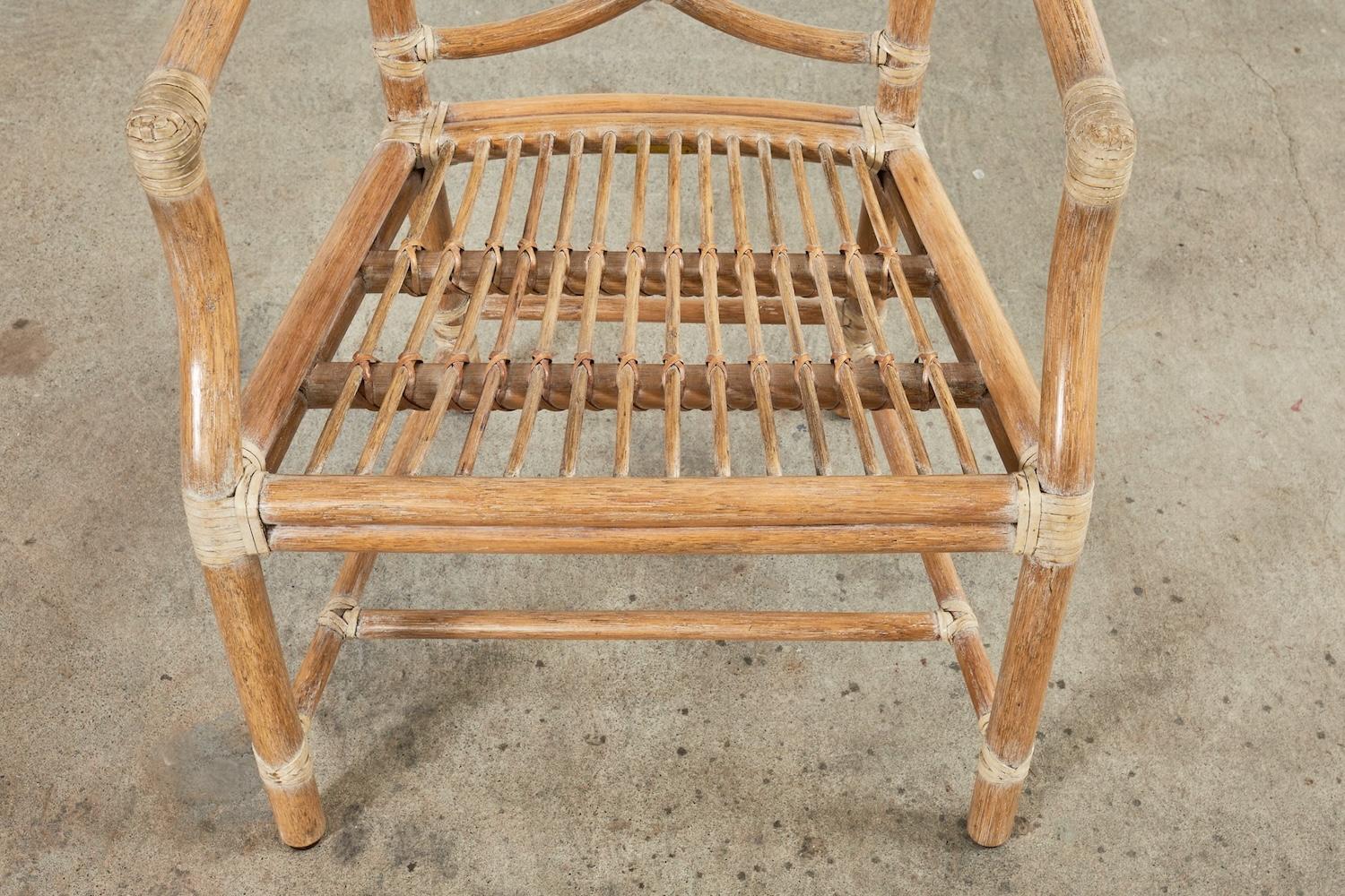 Coppia di poltrone da pranzo Leona Looping in rattan McGuire in vendita 4
