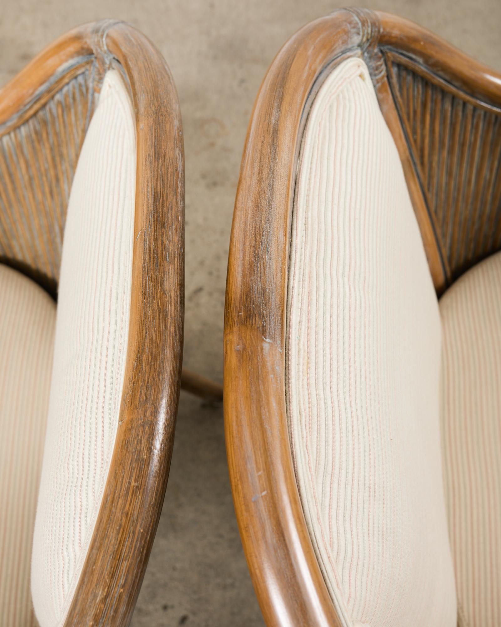 Coppia di sedie a botte in stile McGuire in rattan organico e moderno in vendita 1
