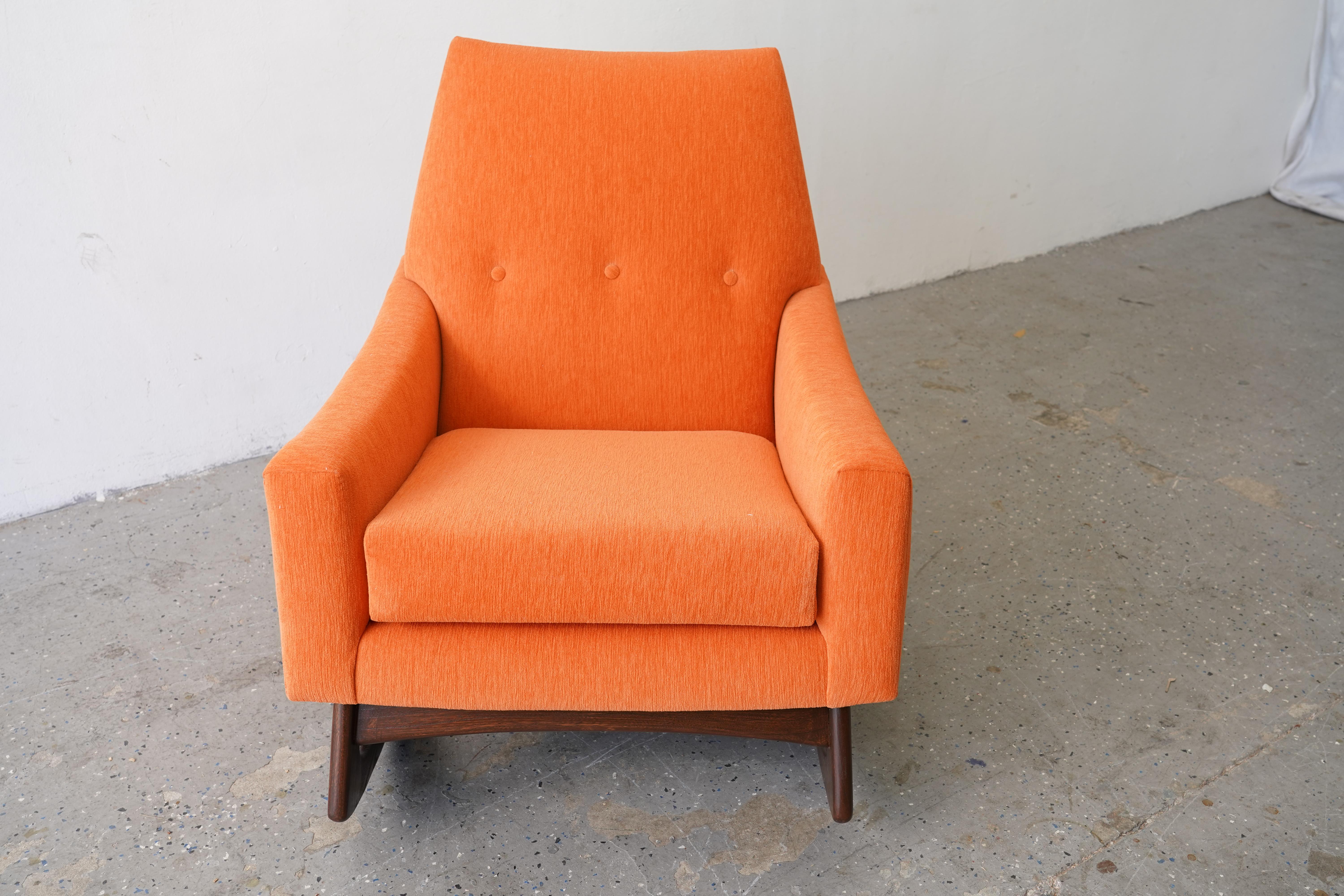 Mid-20th Century Pair of MCM Adrian Pearsall Style Leisure Collection Lounge Chairs by Kroehler
