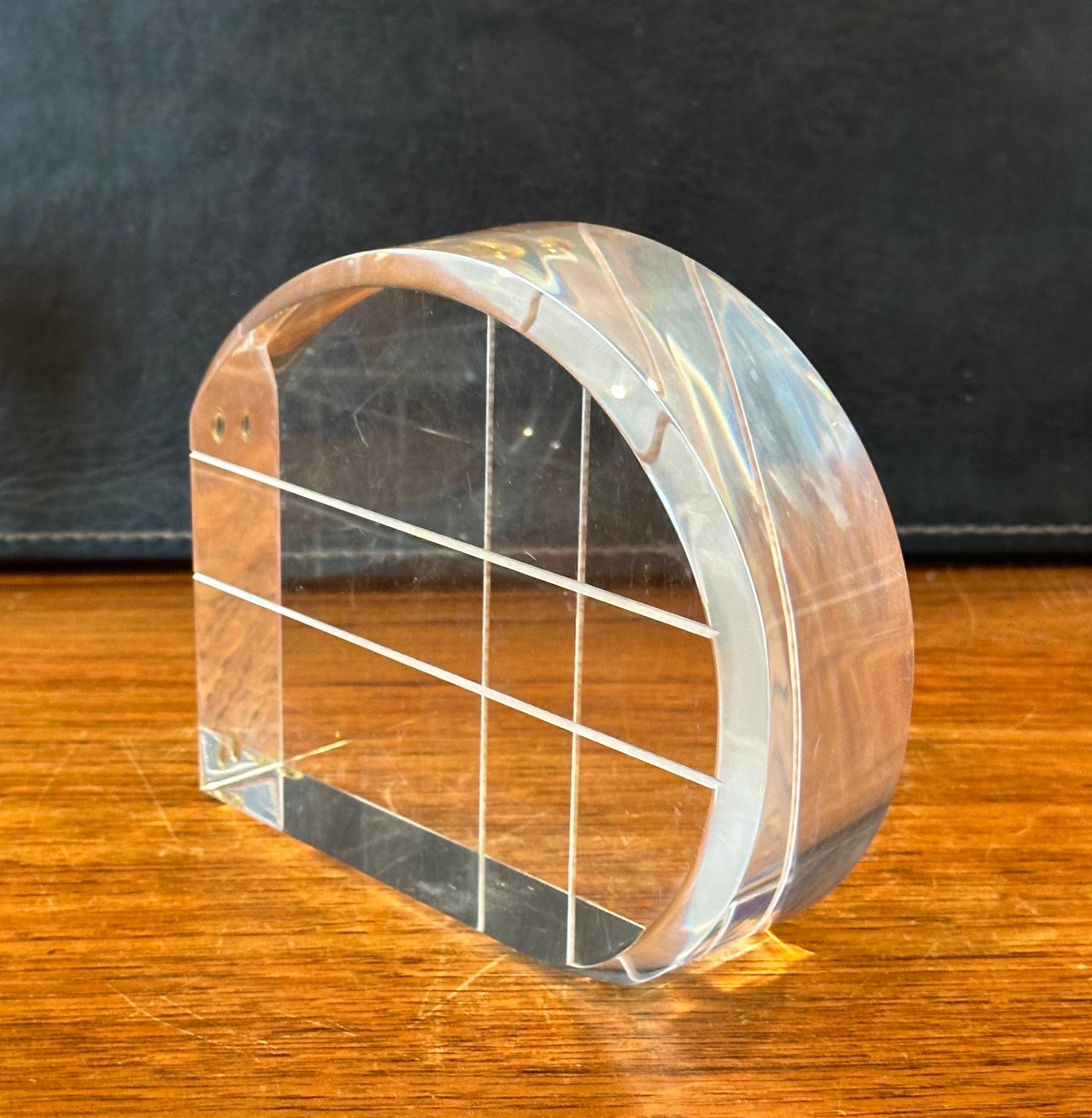 Pair of MCM Arched Lucite Bookends in the Style of Herb Ritts For Sale 6
