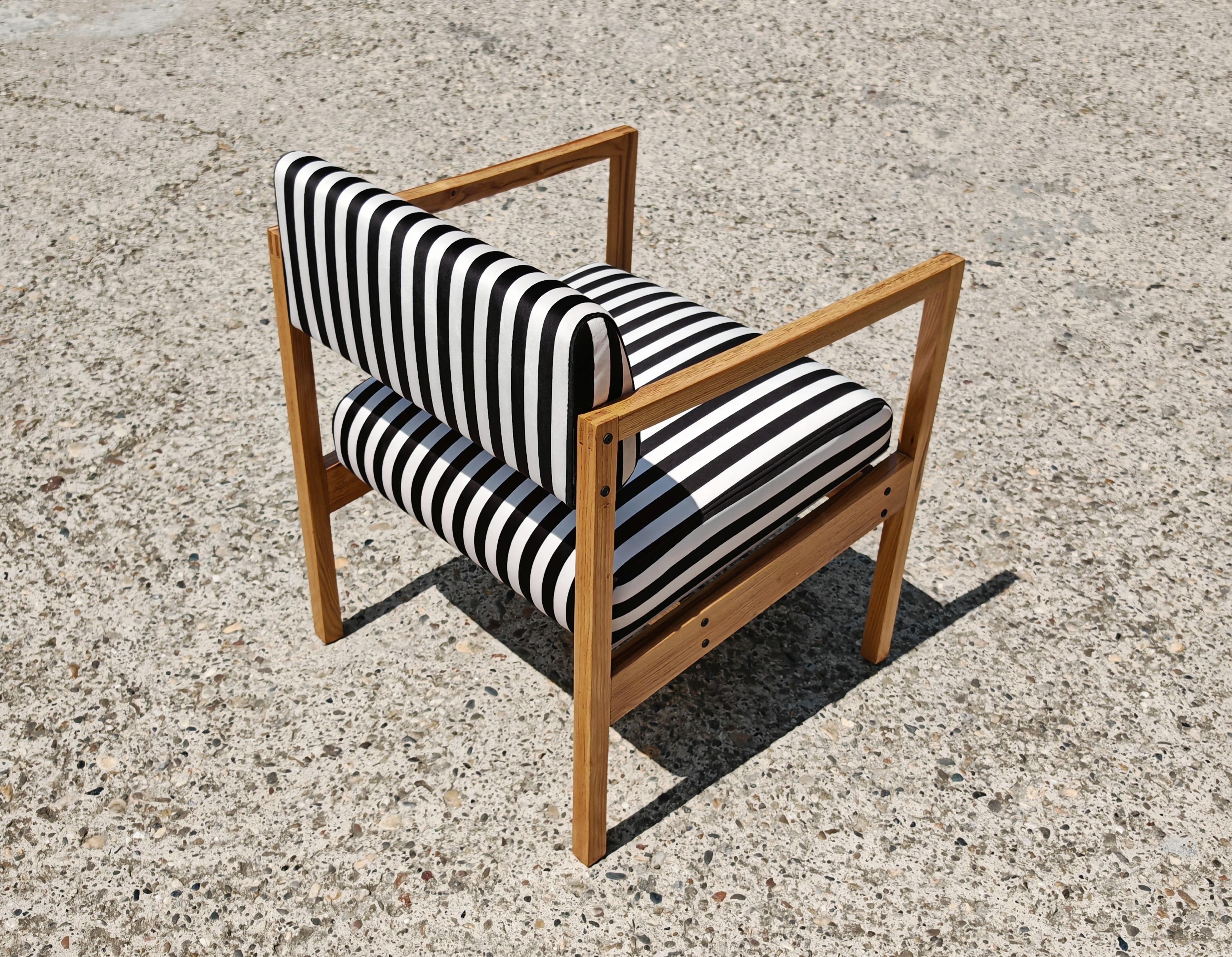Pair of MCM Armchairs in solid Ash designed by Bernardo Bernardi, Yugoslavia For Sale 4