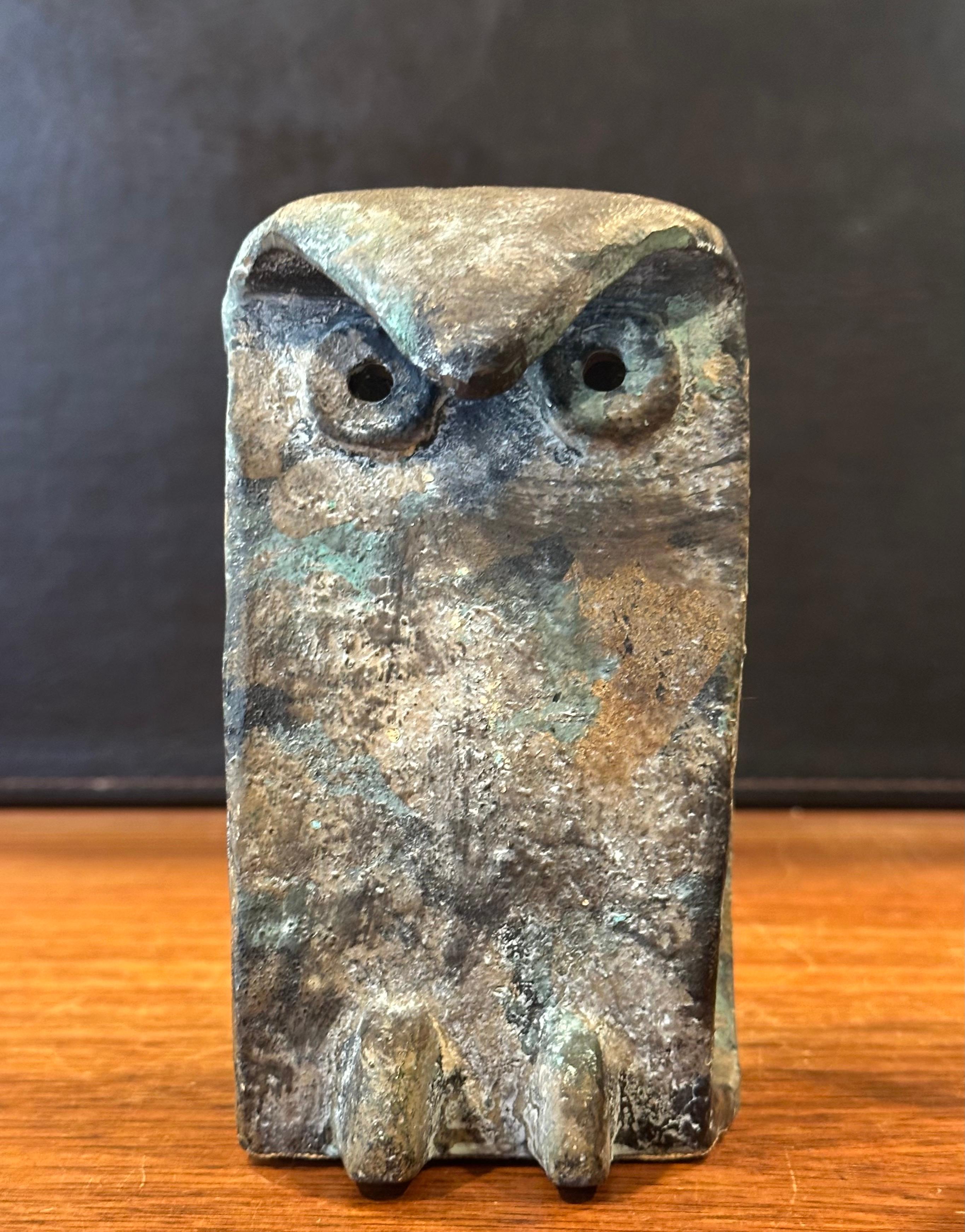 Coppia di reggilibri MCM Brutalist Forged Iron Owl nello stile di Isamu Noguchi in vendita 3