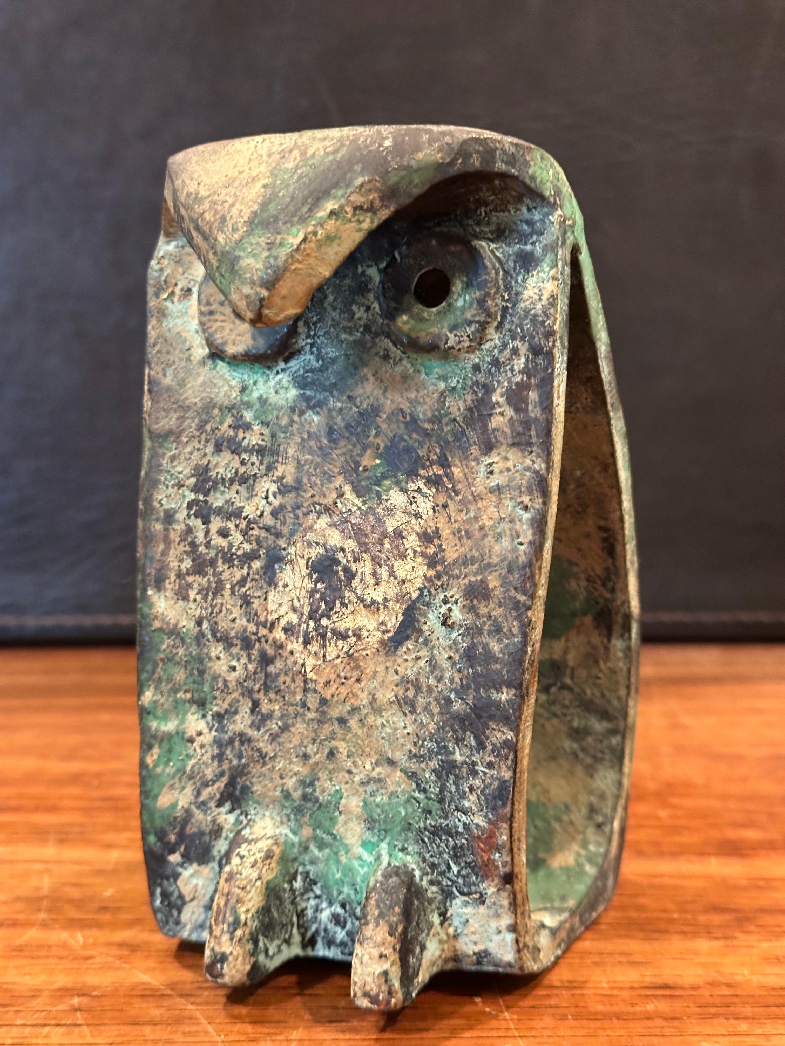 Pair of MCM Brutalist Forged Iron Owl Bookends In the Style of Isamu Noguchi For Sale 9