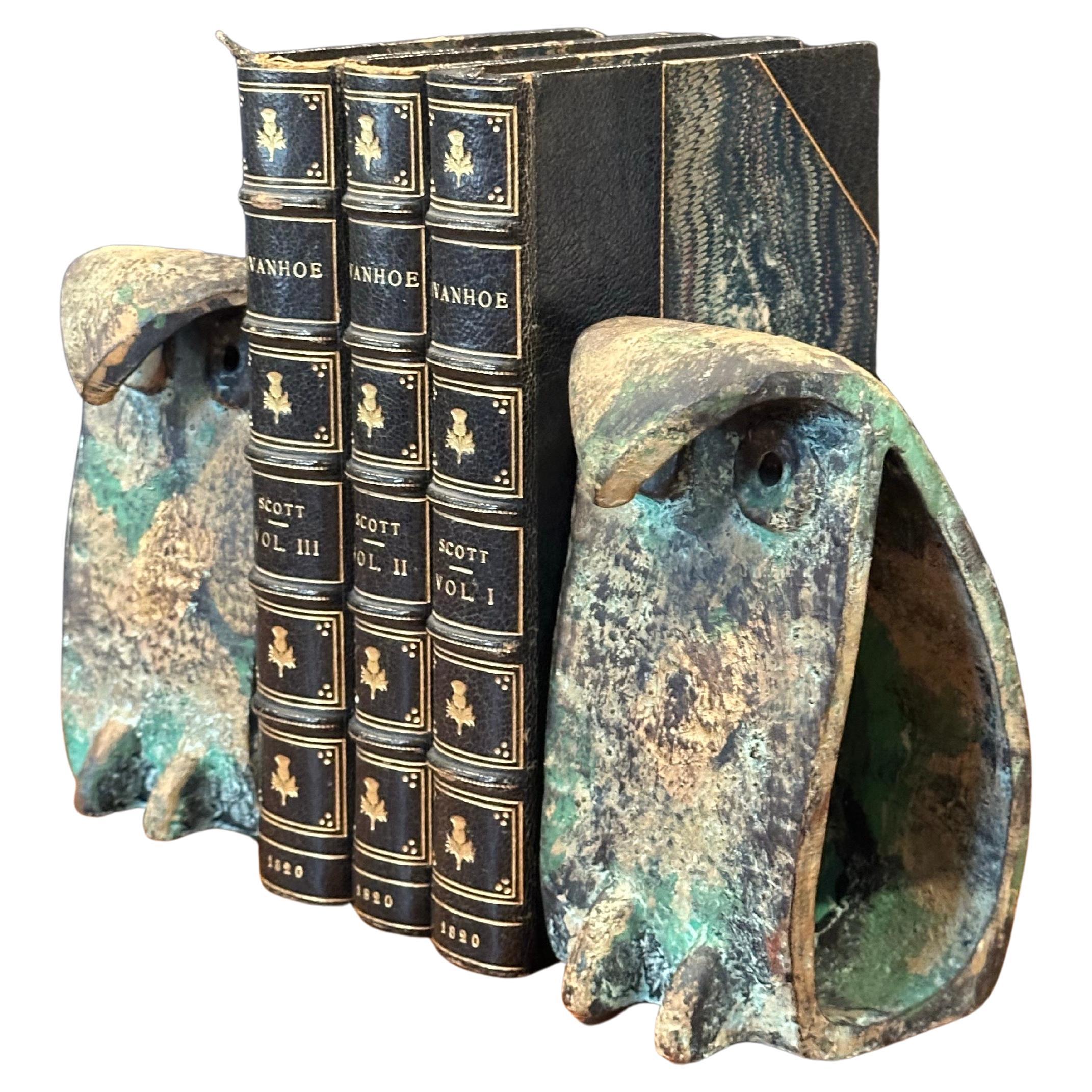 20th Century Pair of MCM Brutalist Forged Iron Owl Bookends In the Style of Isamu Noguchi For Sale