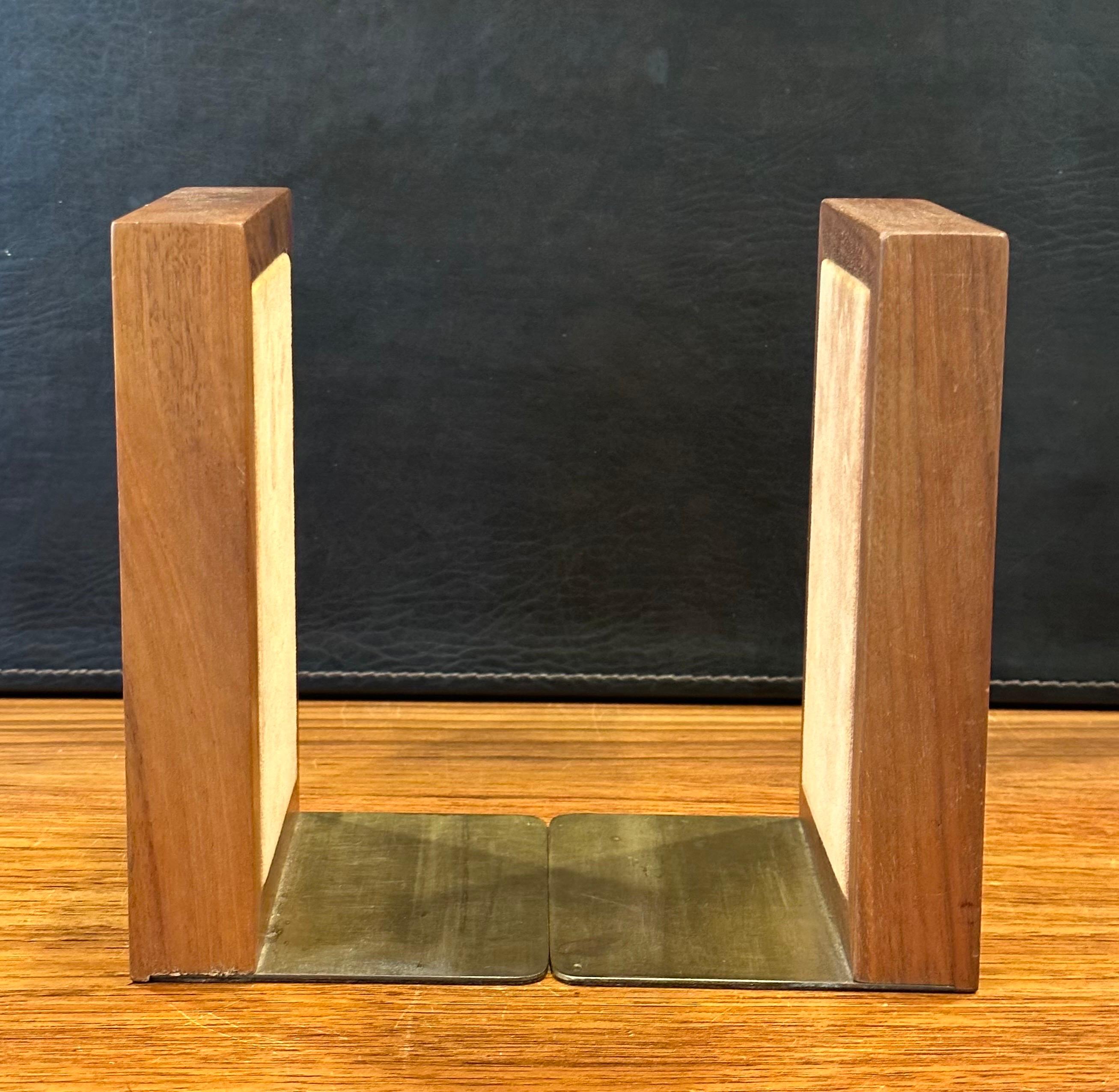 Pair of MCM Ceramic Tile and Walnut Bookends by Jane & Gordon Martz  For Sale 3