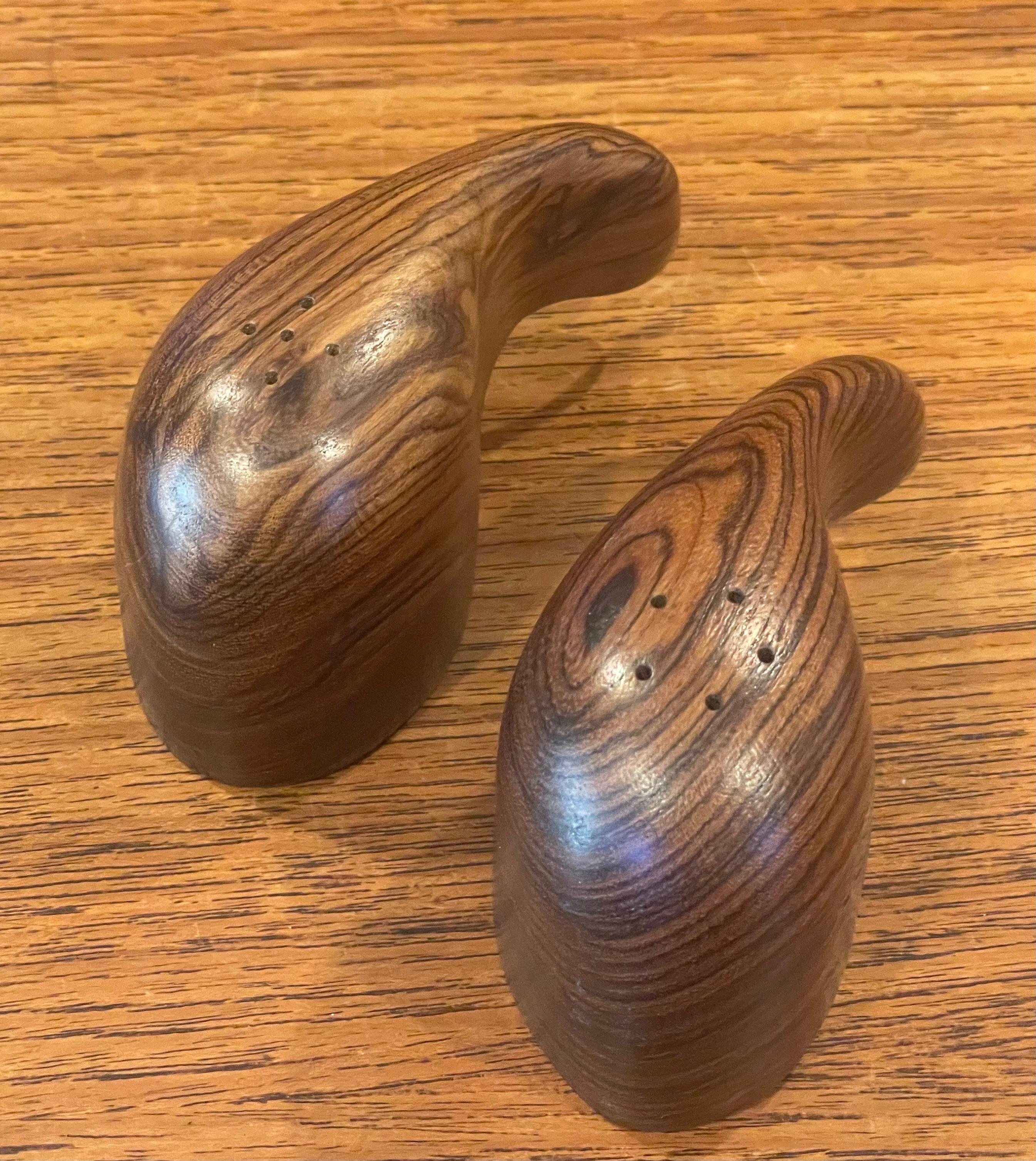 Pair of MCM Cocobolo Wood Minimalist Salt & Pepper Shakers by Don Shoemaker For Sale 1