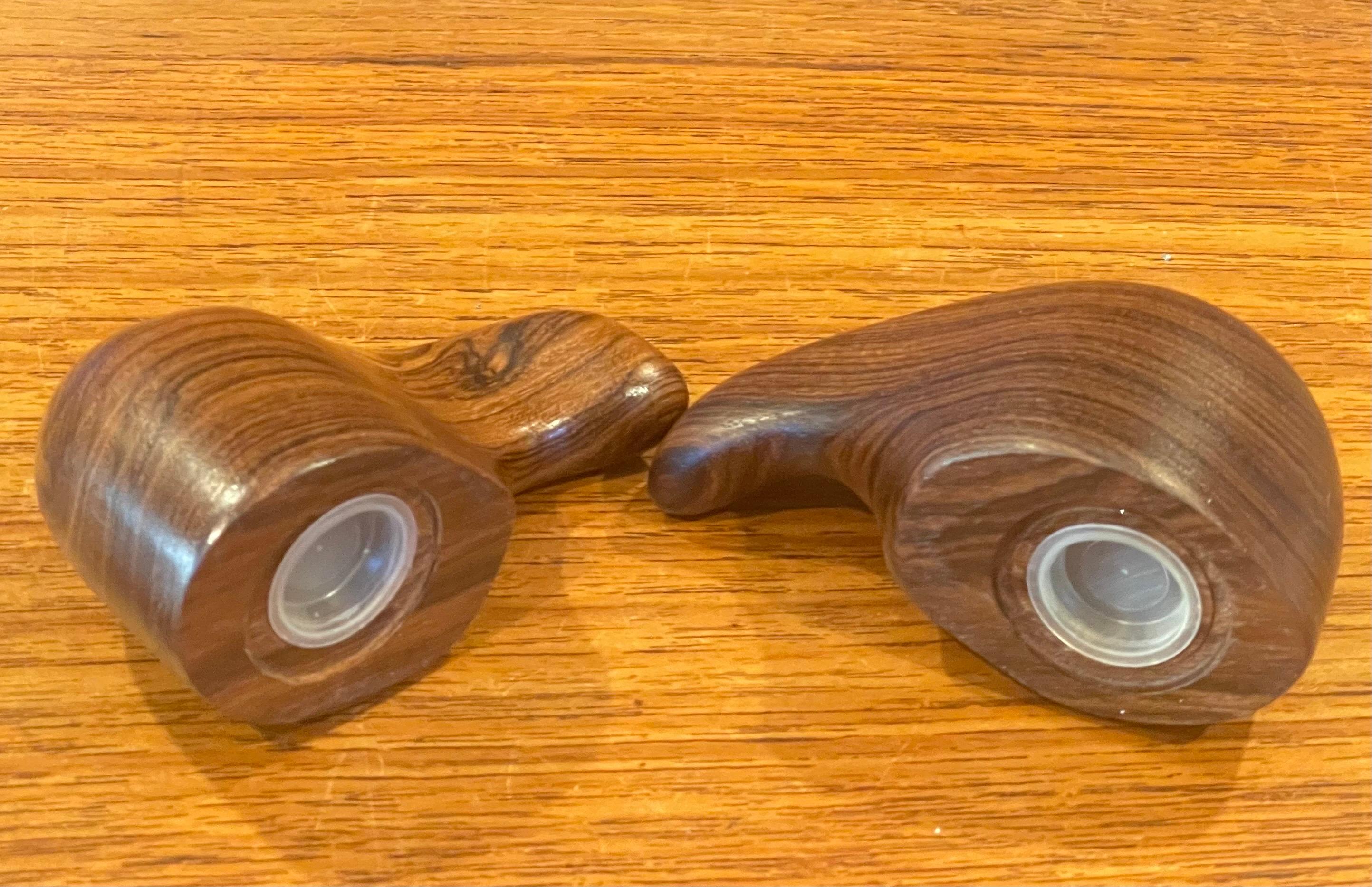 Pair of MCM Cocobolo Wood Minimalist Salt & Pepper Shakers by Don Shoemaker For Sale 2