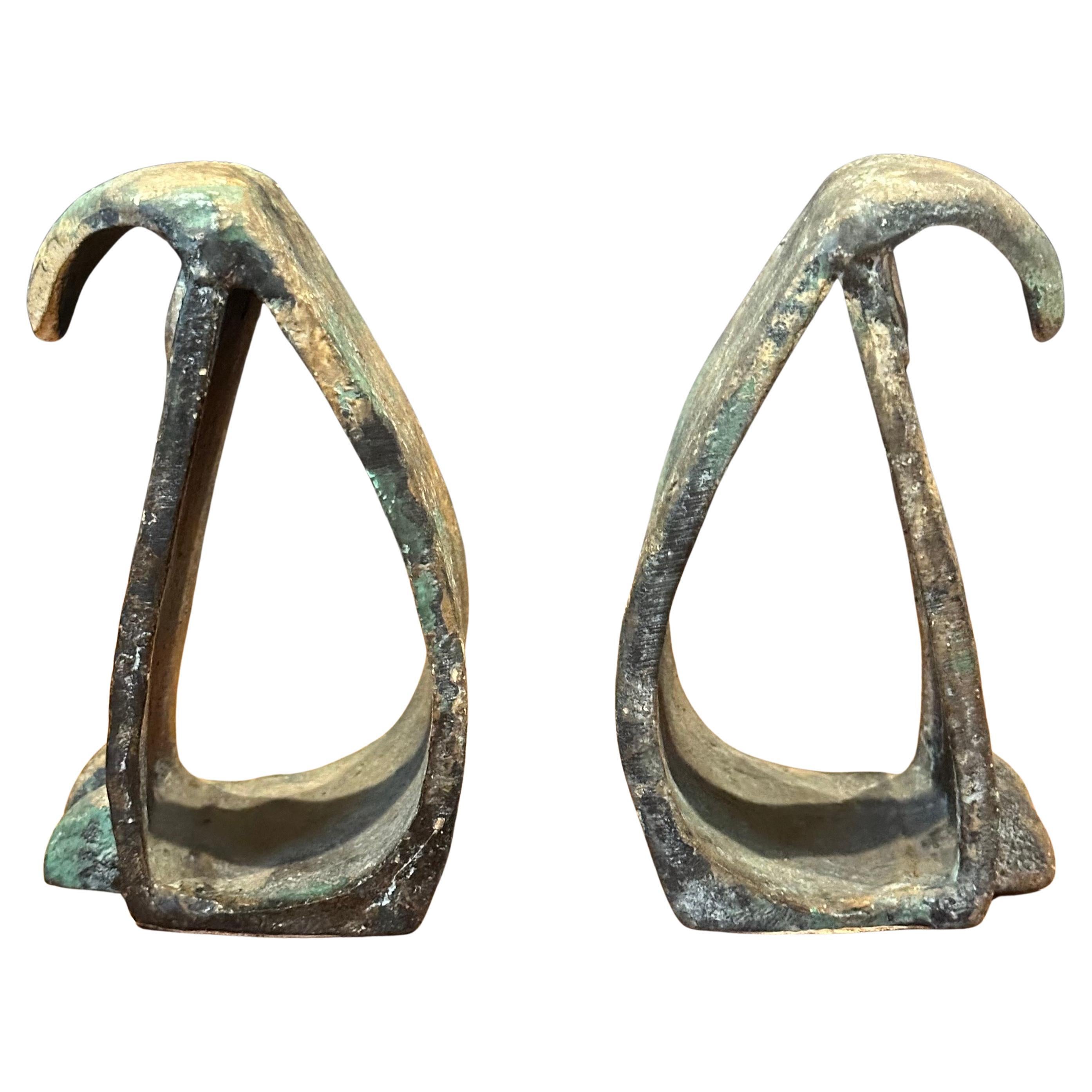 Pair of MCM Forged Iron Brutalist Owl Bookends In the Style of Isamu Noguchi In Good Condition For Sale In San Diego, CA