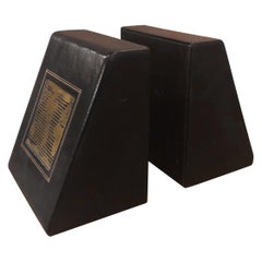 Paar MCM Lederumwickelte Weltkarte Buchstützen
