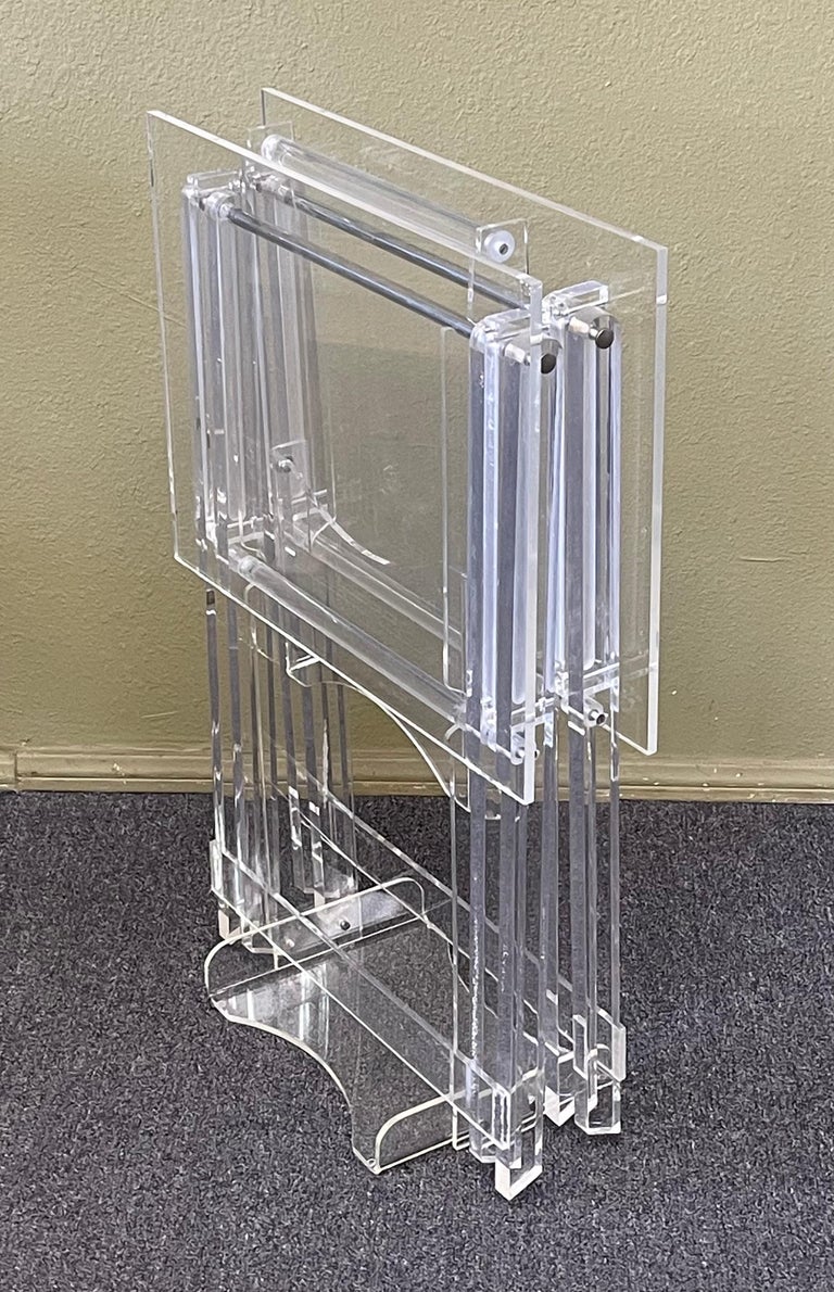 Pair of MCM Lucite Folding TV Trays / Tables For Sale at 1stDibs
