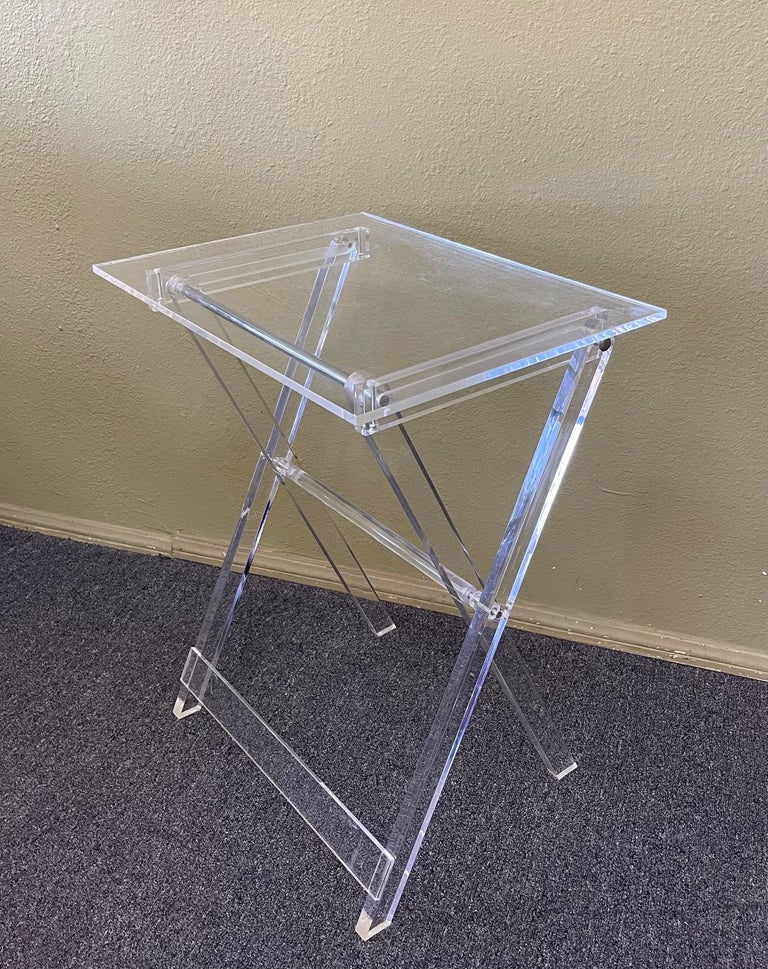 Pair of MCM Lucite Folding TV Trays / Tables For Sale at 1stDibs