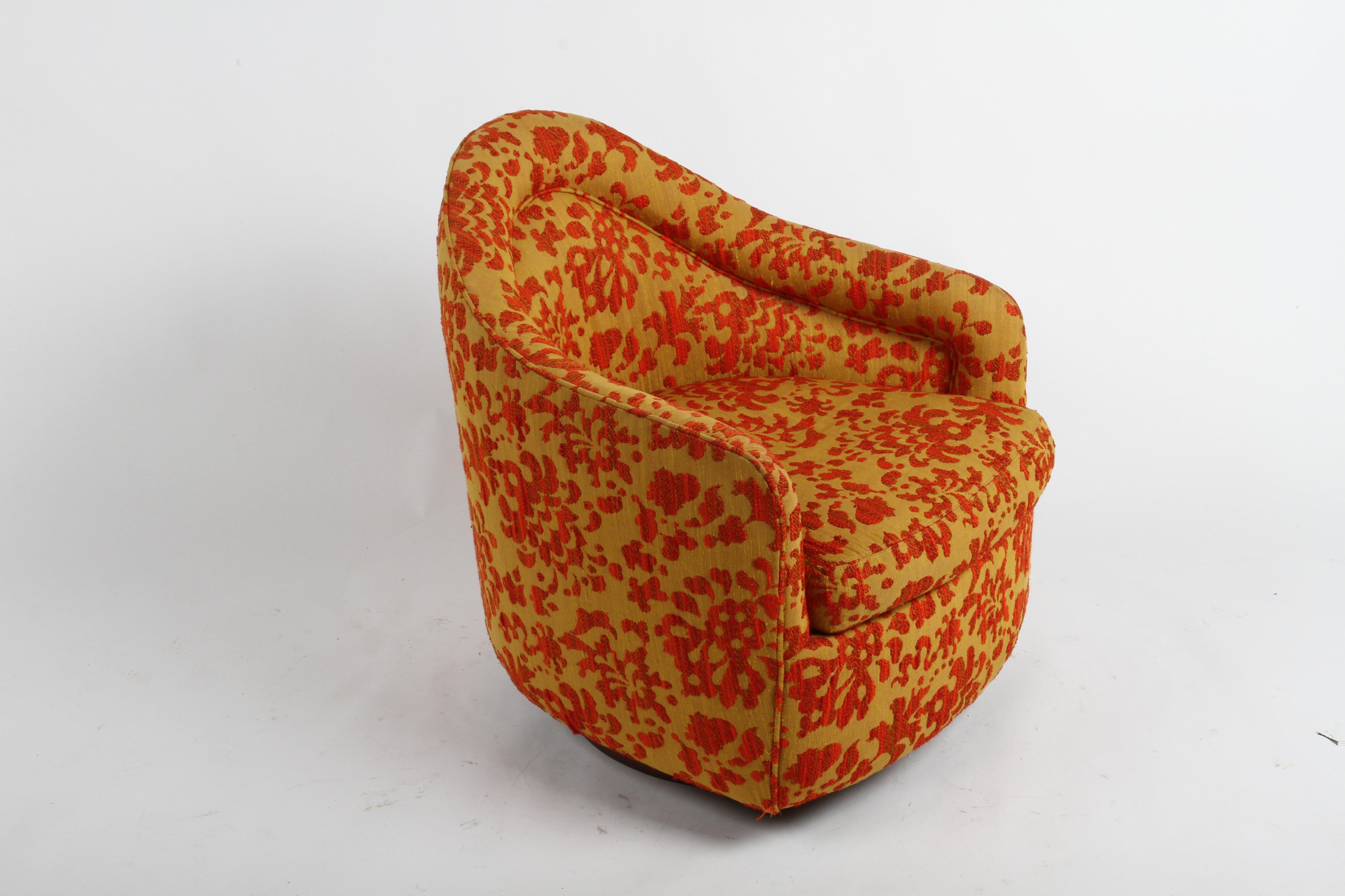 Late 20th Century Pair of MCM Milo Baughman for Thayer-Coggin Swivel & Rocking Lounge Chairs