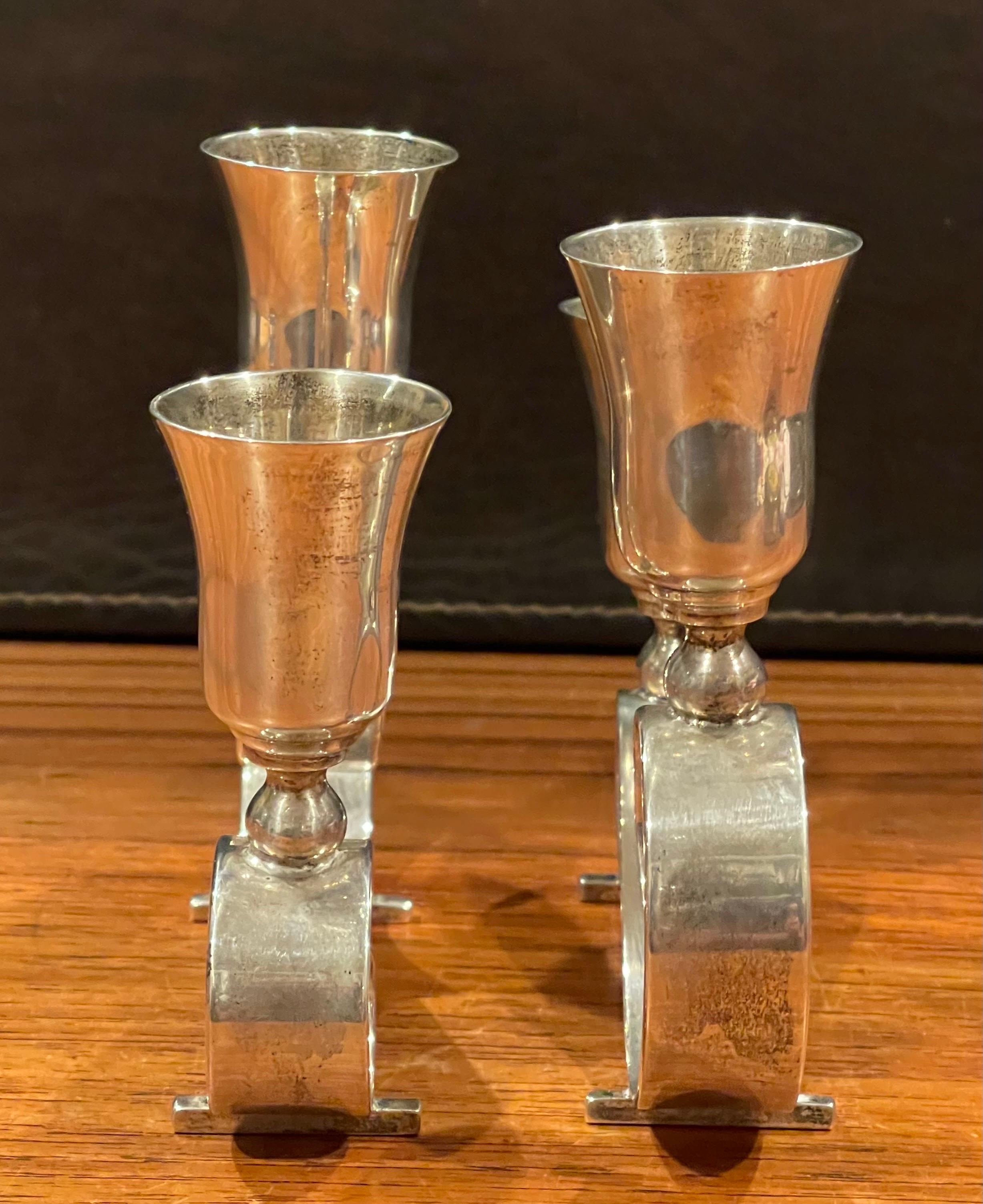 20th Century Pair of MCM Modernist Sterling Silver Candleholders by Juvento Lopez Reyes