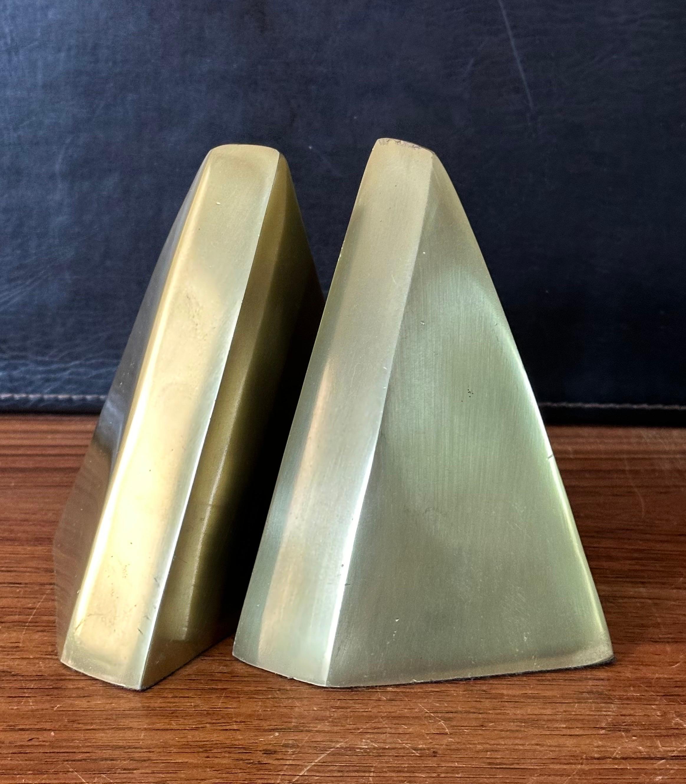 Pair of MCM Sculptural Brass Bookends in the style of William Macowski For Sale 4