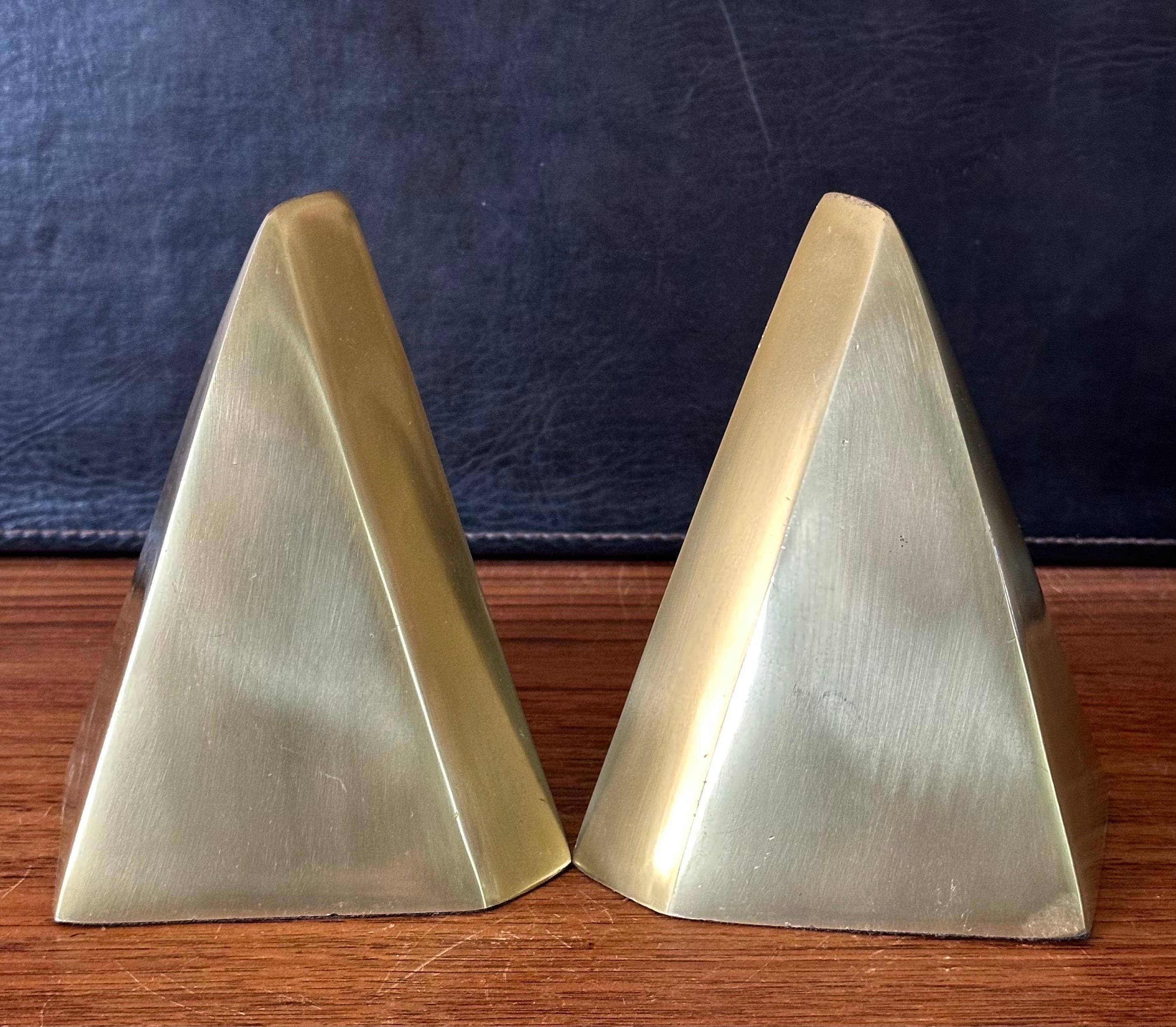 Pair of MCM Sculptural Brass Bookends in the style of William Macowski For Sale 5