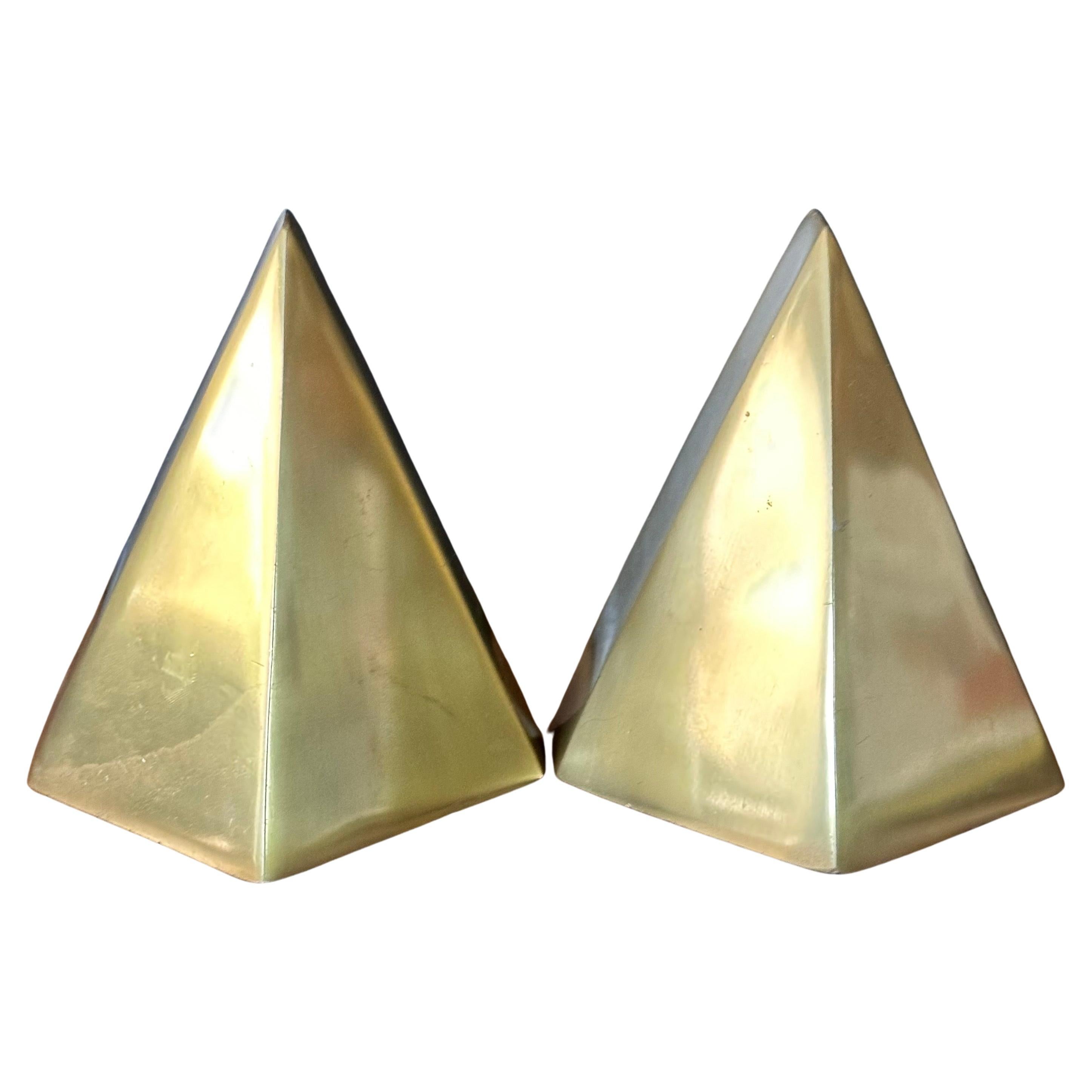 Pair of MCM Sculptural Brass Bookends in the style of William Macowski In Good Condition For Sale In San Diego, CA