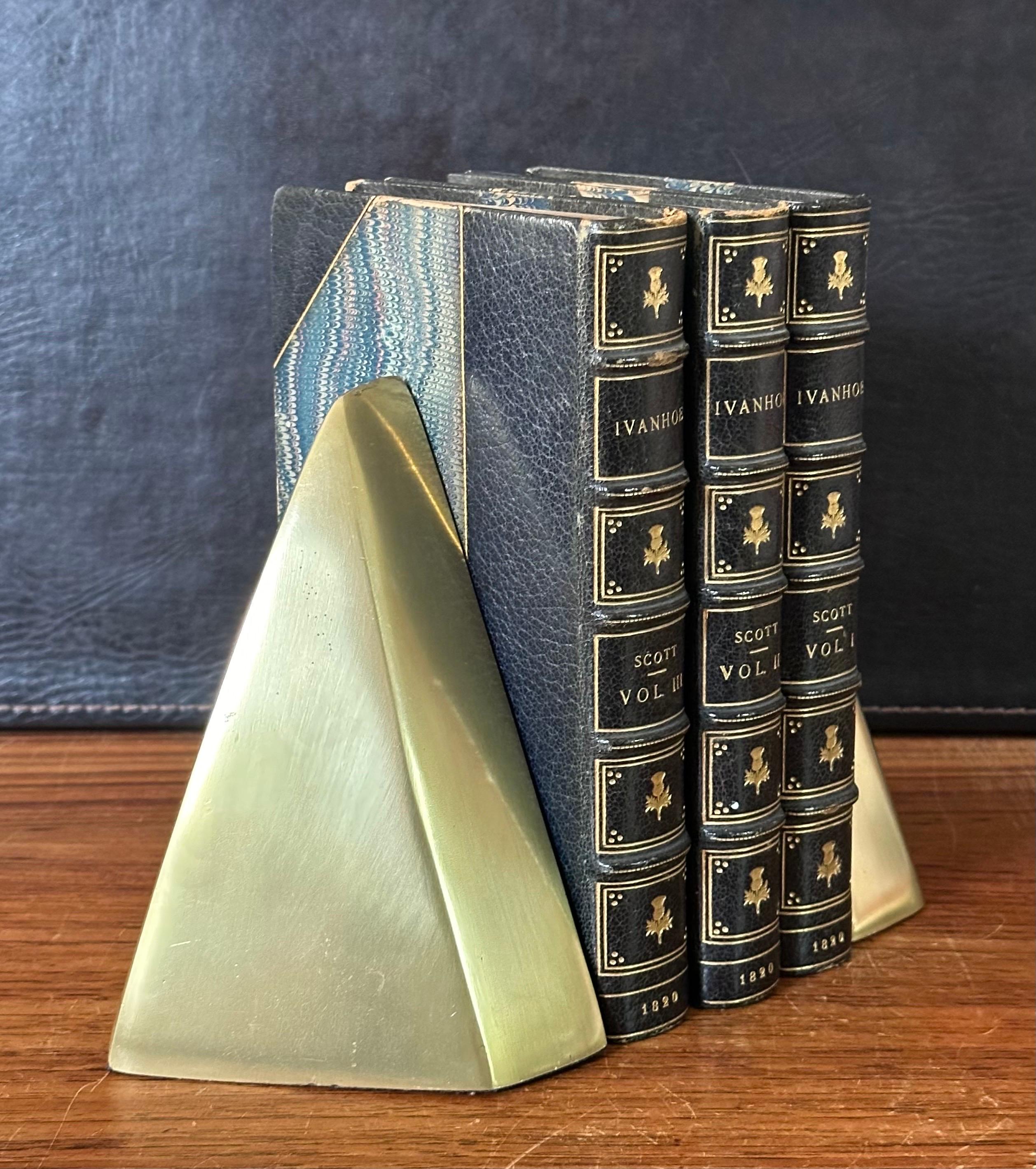 Pair of MCM Sculptural Brass Bookends in the style of William Macowski For Sale 2