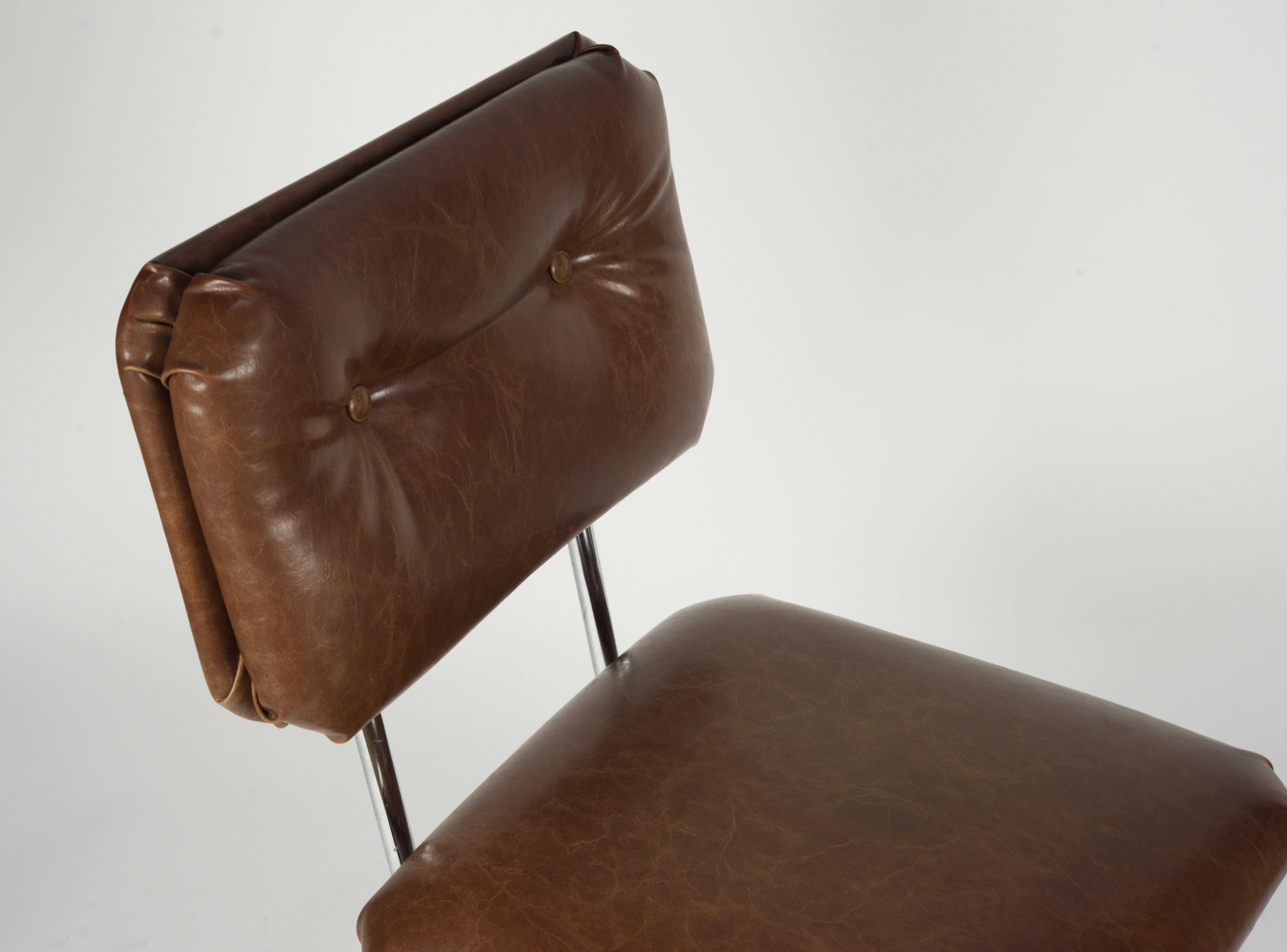 Pair of MCM side chairs in steel and brown vinyl.  For Sale 6