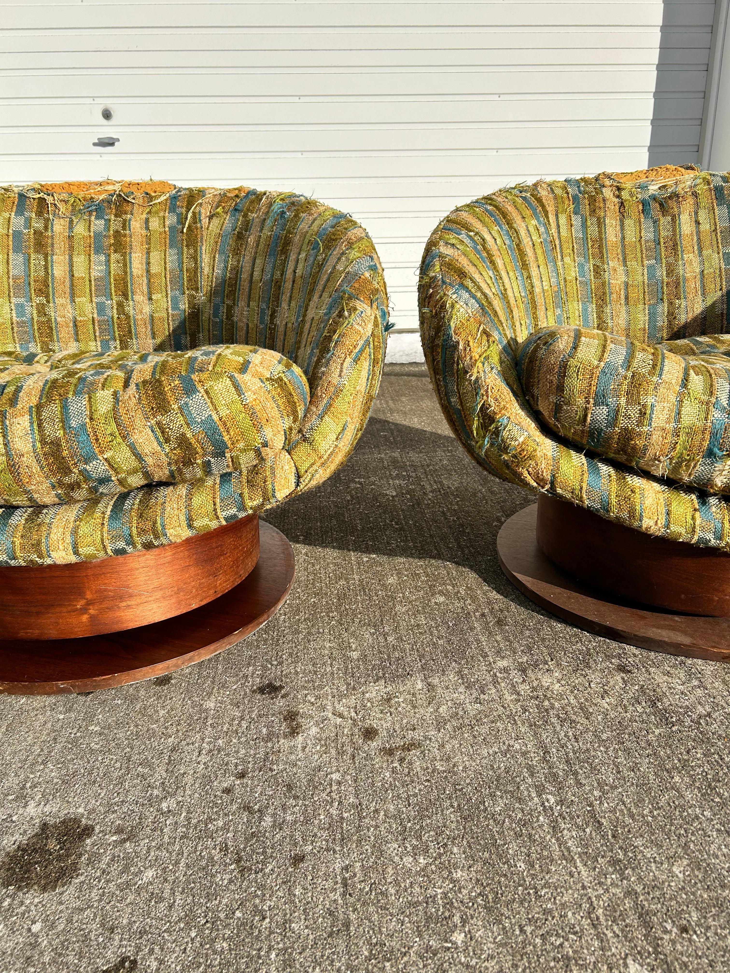 American Pair of Mcm Swivel Egg Chairs