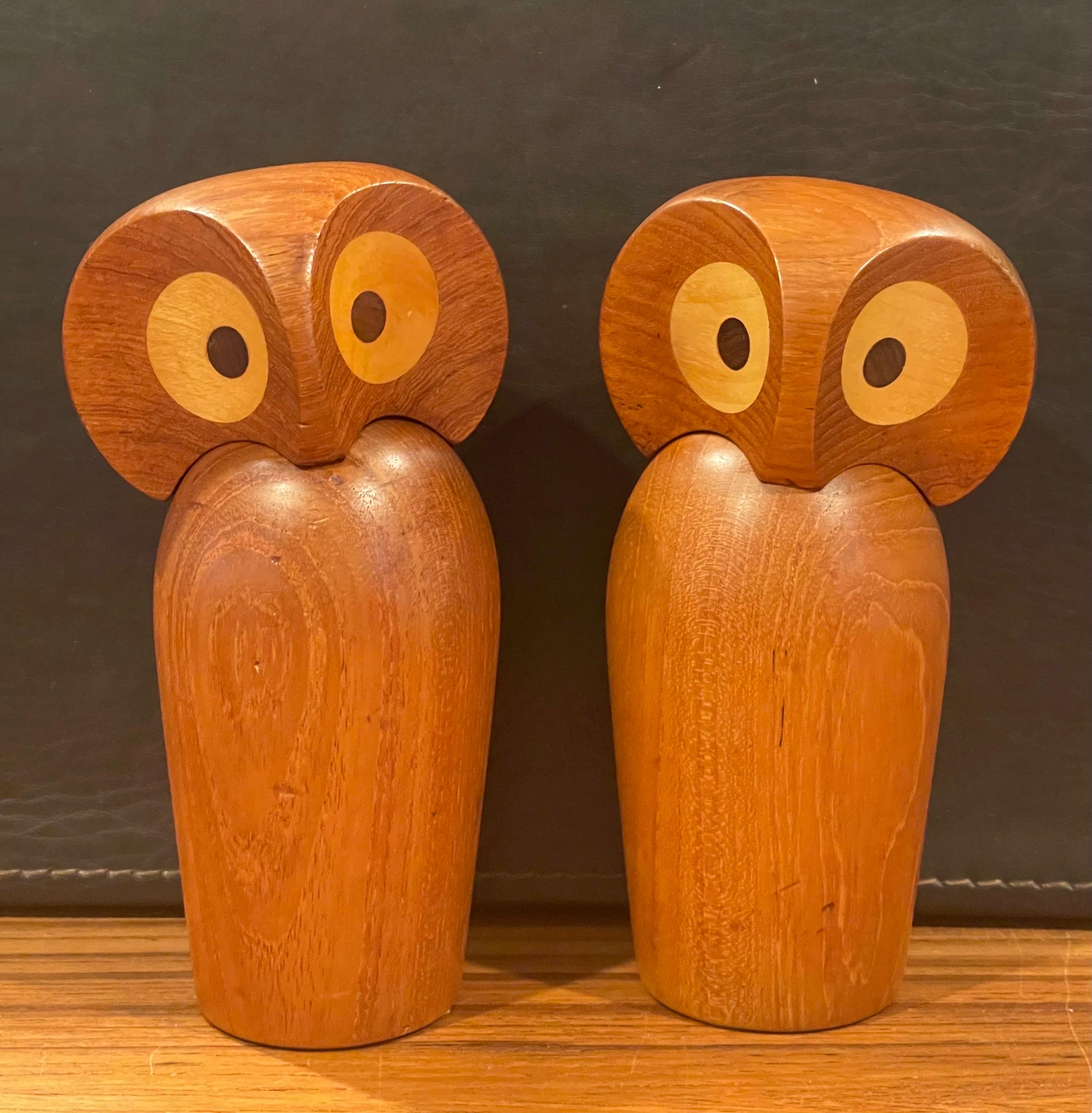 20th Century Pair of MCM Teak Owl Sculptures by Skjode Skjern  For Sale