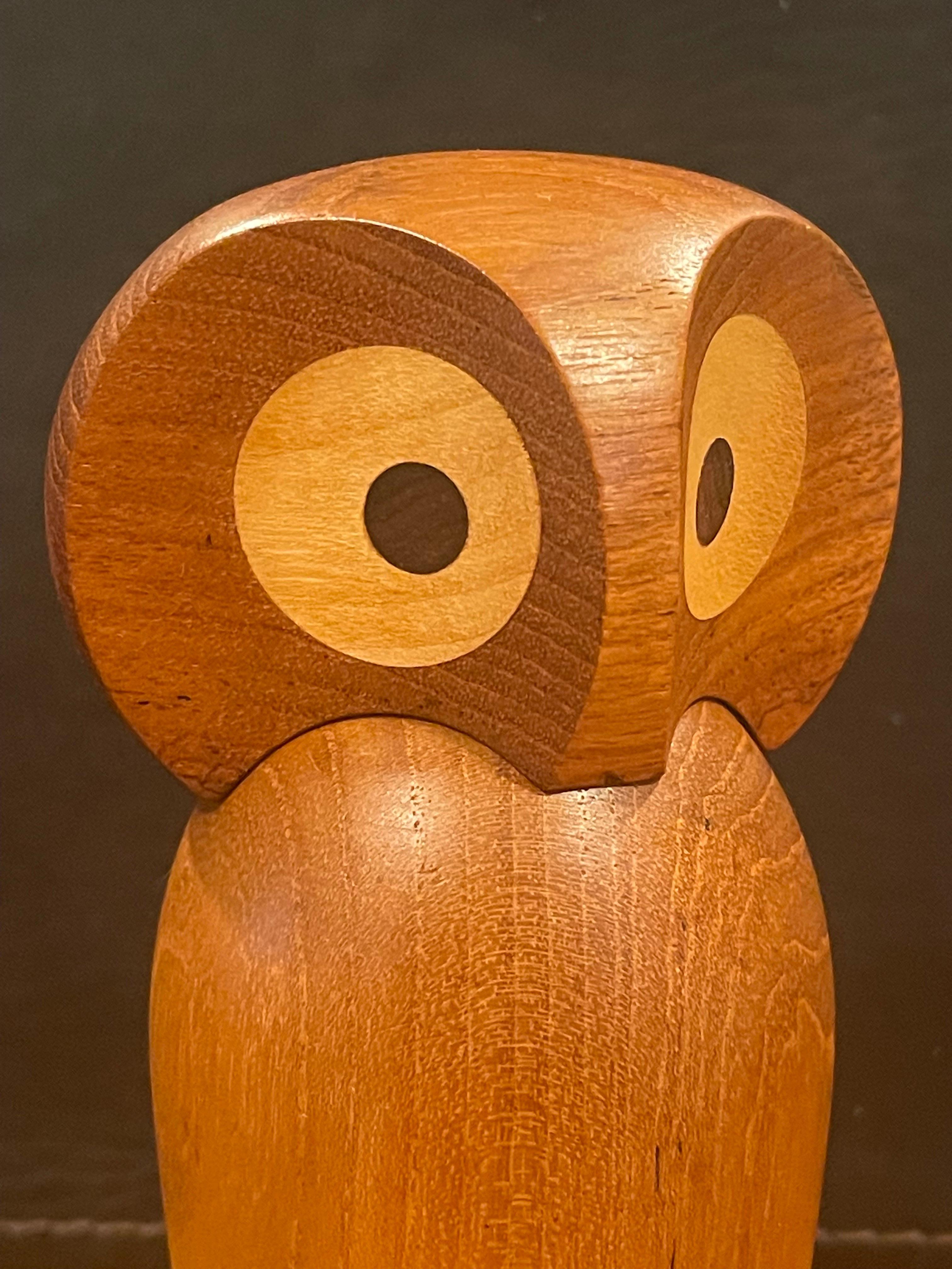 Pair of MCM Teak Owl Sculptures by Skjode Skjern  For Sale 1