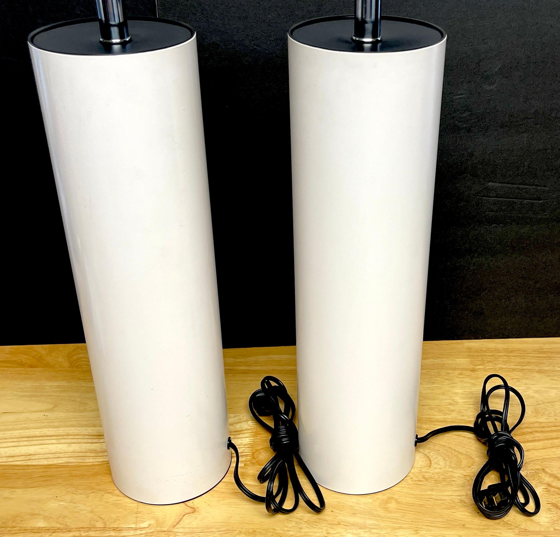Pair of MCM Walter Von Nessen Tall White Enameled Column Lamps For Sale 1