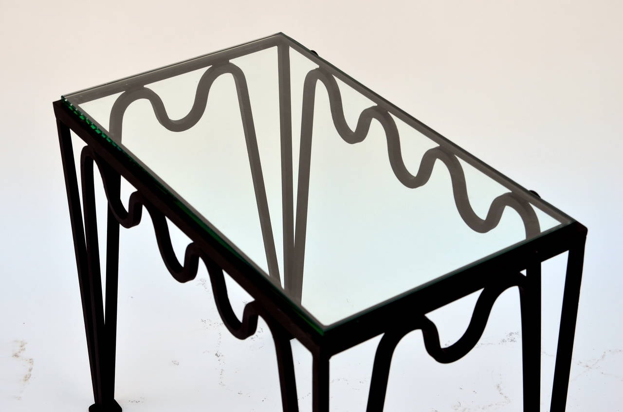 Pair of 'Méandre' Blackened Steel and Glass Side Tables by Design Frères In New Condition For Sale In Los Angeles, CA