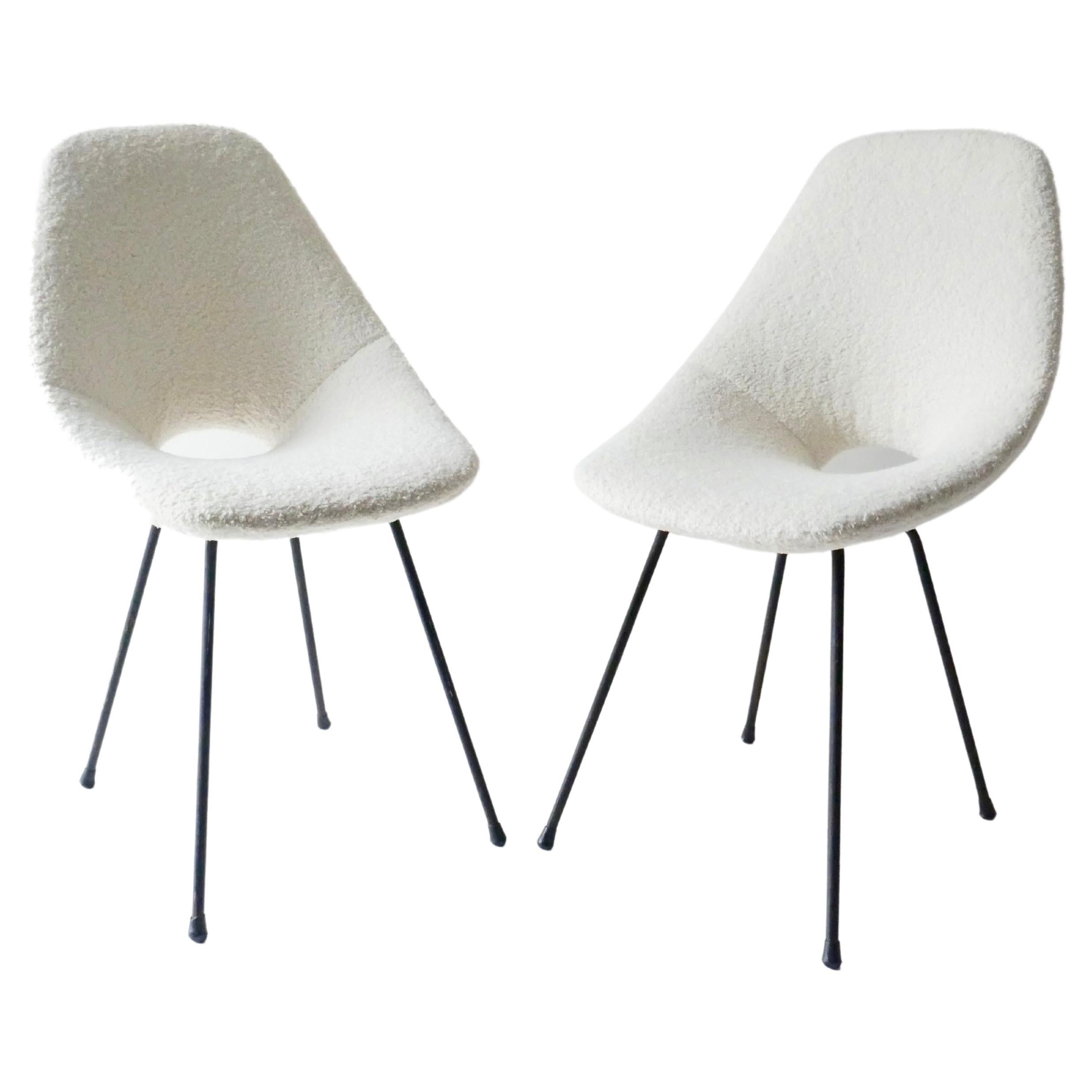 Pair of Medea Chairs in White Boucle, Black Metal Legs, Italy, 1950s 