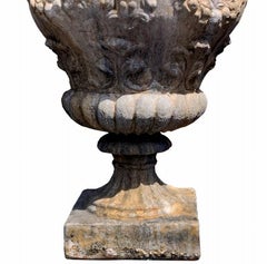 PAIR OF MEDICI TERRACOTTA URN WITH MEDICI COAT OF ARMS 21th Century