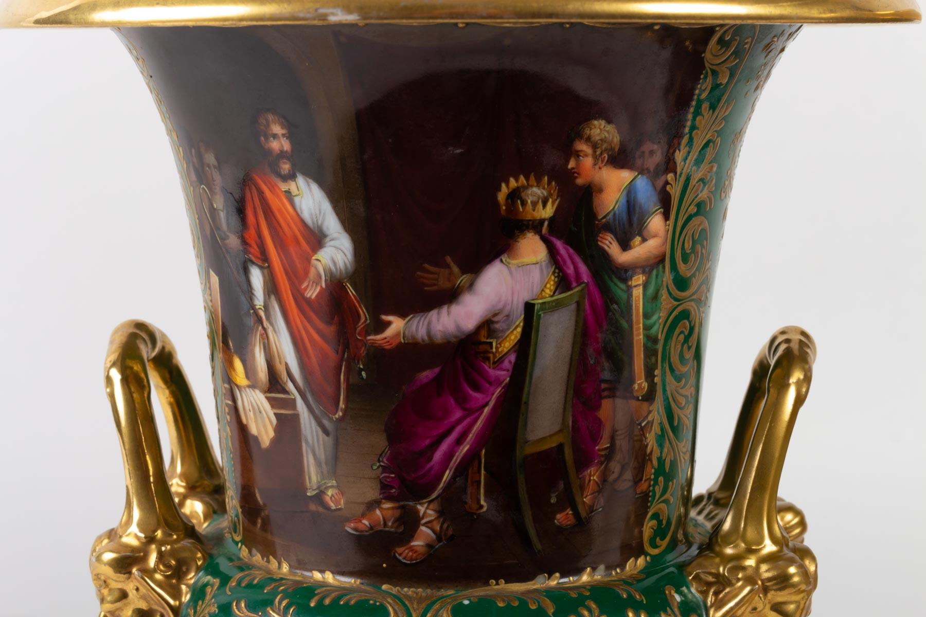Pair of Medicis Vases in Porcelain 3