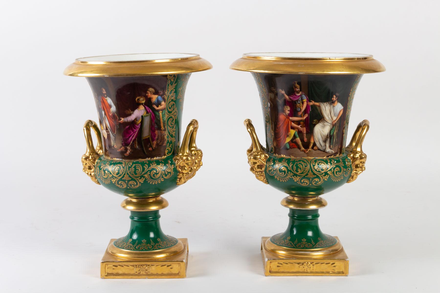 Pair of Medicis Vases in Porcelain 4