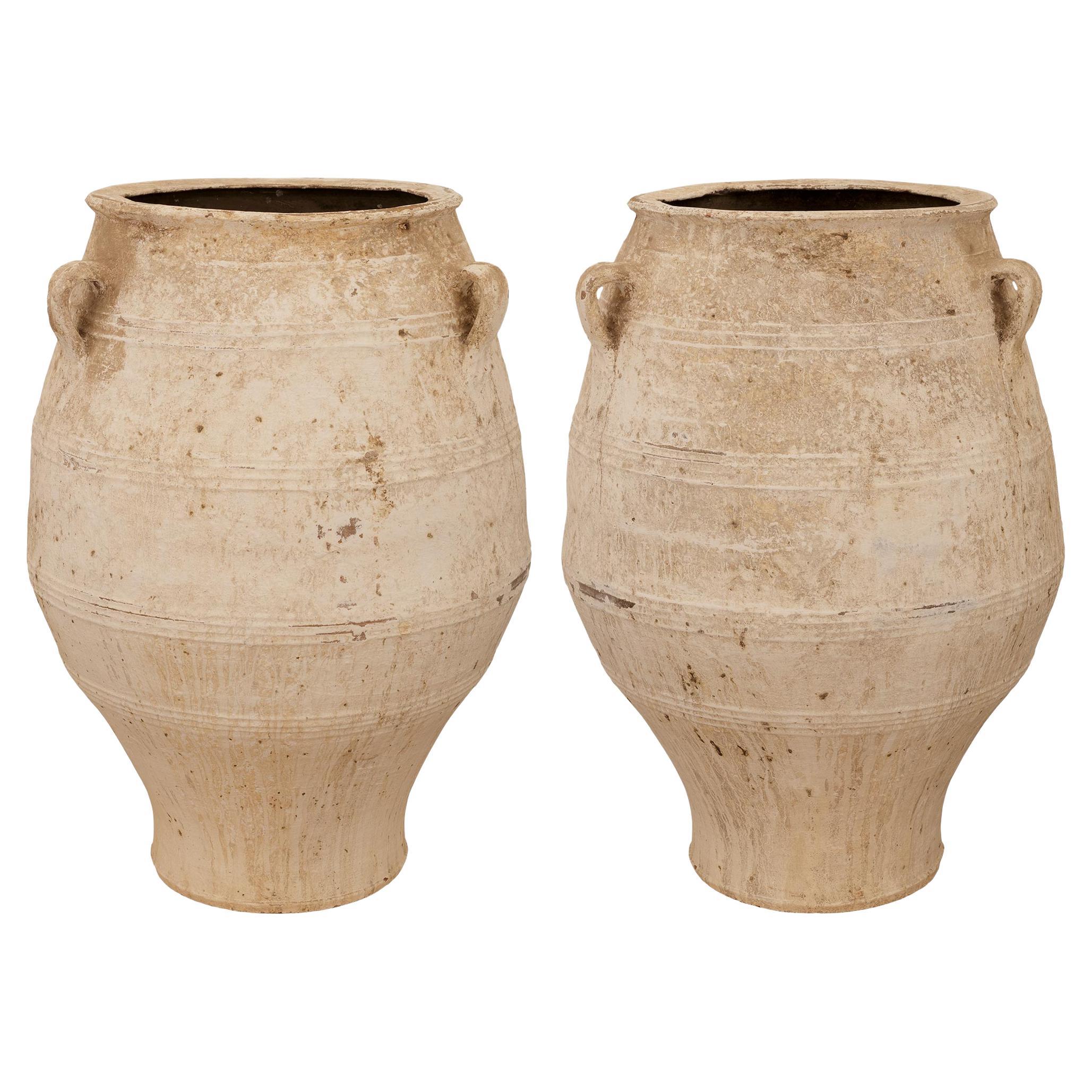 coppia di vasi da olive in terracotta patinata del XIX secolo, di provenienza mediterranea