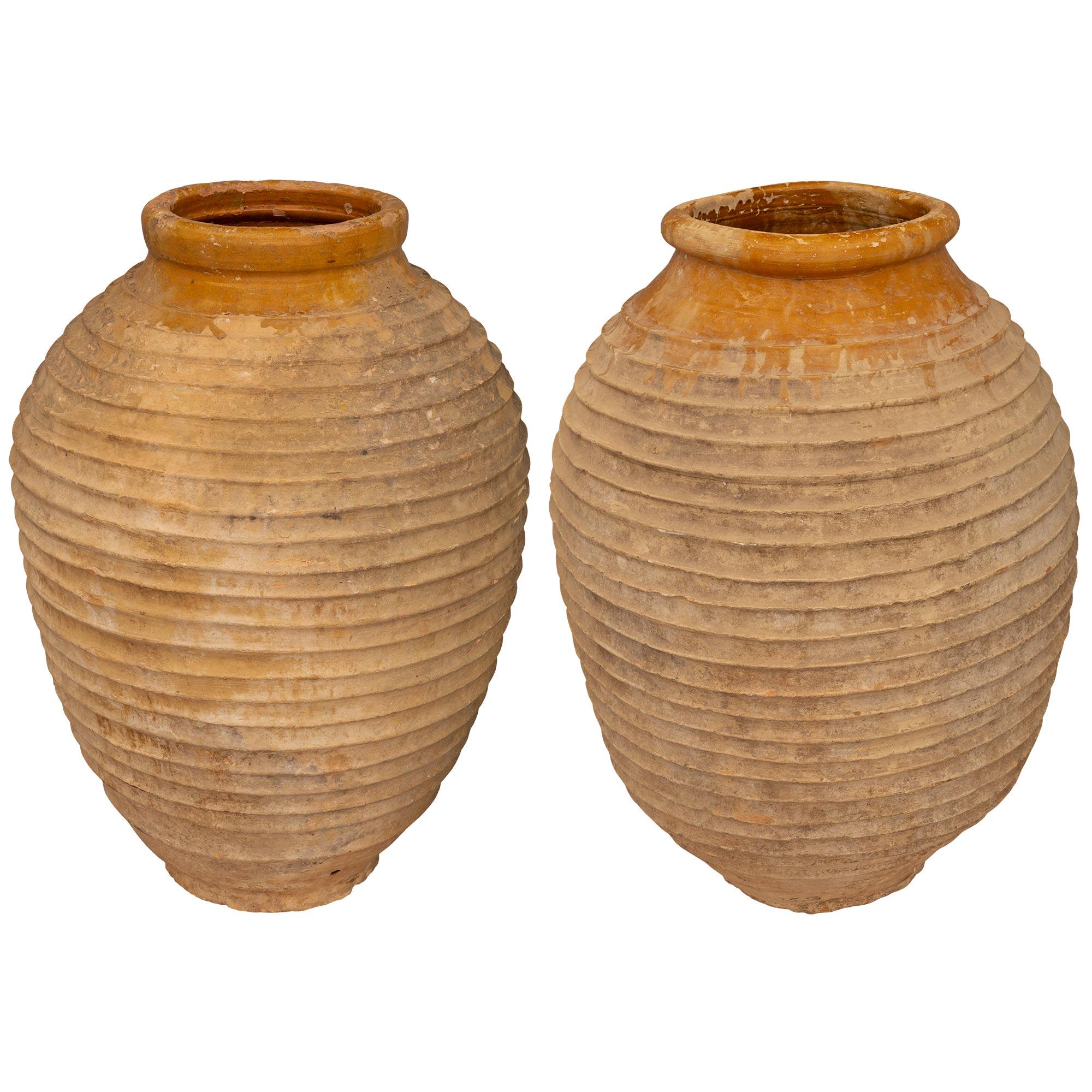 Pair of Mediterranean 19th Century Terra Cotta Olive Jars For Sale 3