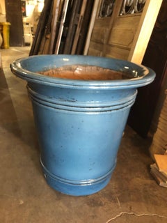 Pair of medium blue planters - with shipping included in offer