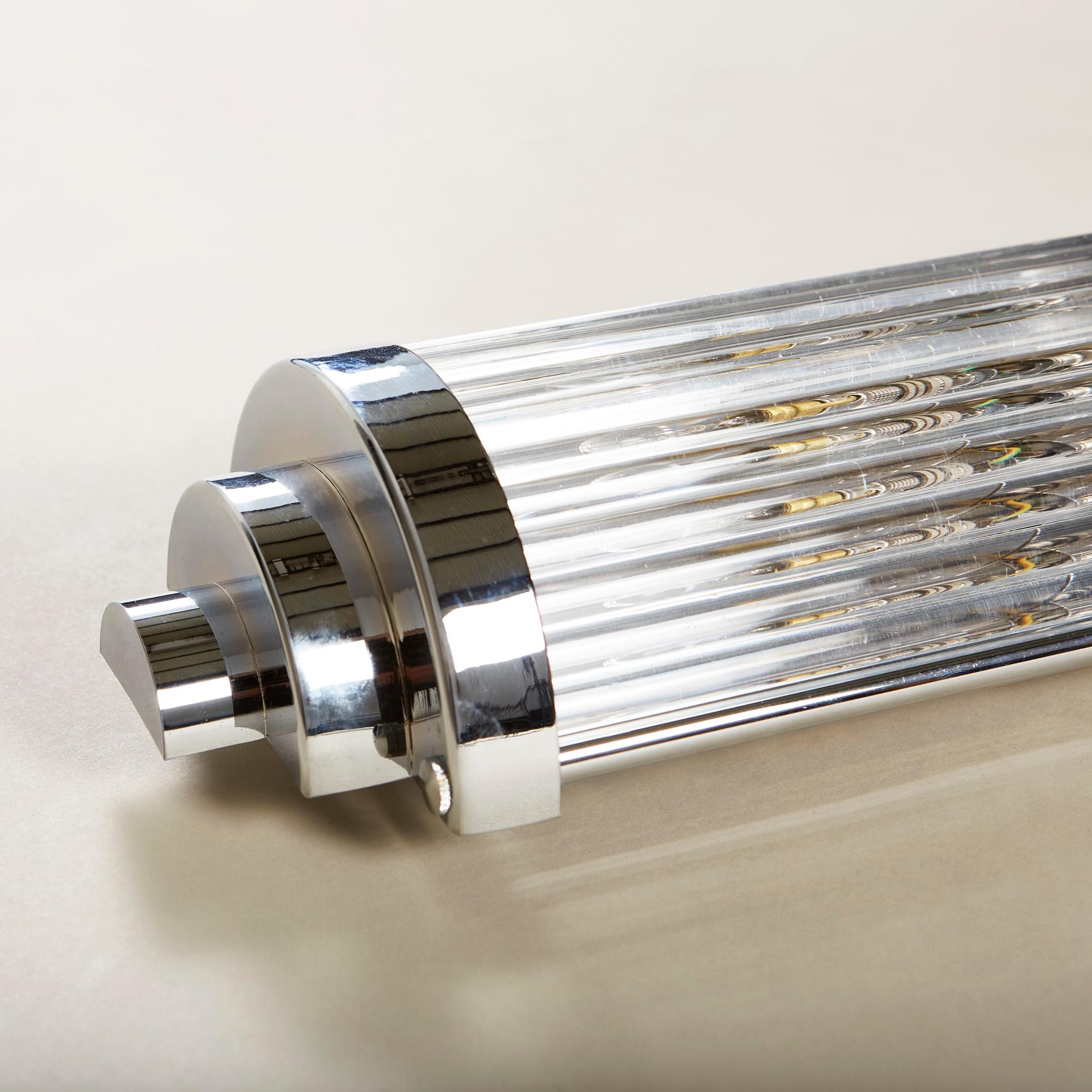 Paar italienische Ravello Wall Lights aus Chrom und Glas mit 3 Stufen Detail im Zustand „Hervorragend“ im Angebot in London, GB