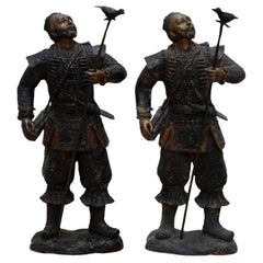 PAIR OF MEIJI PERiOD (1868-1912) JAPANESE HAYABUSA BRONZE SAMURAI WARRIOR STATUE